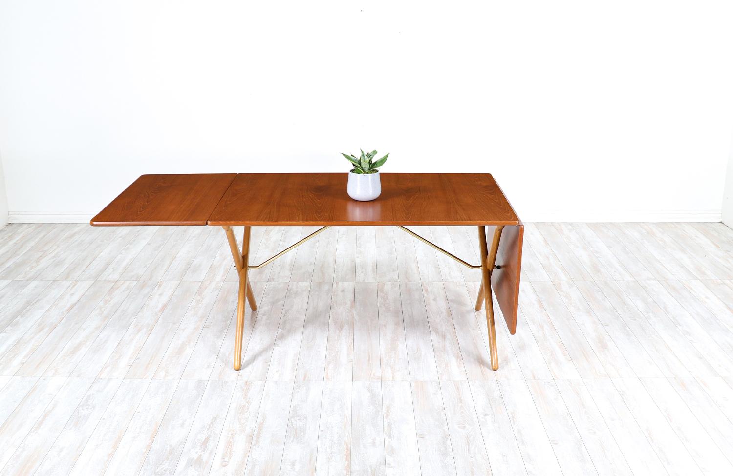 Hans J. Wegner AT-309 Drop-Leaf Dining Table for Andreas Tuck  In Excellent Condition In Los Angeles, CA