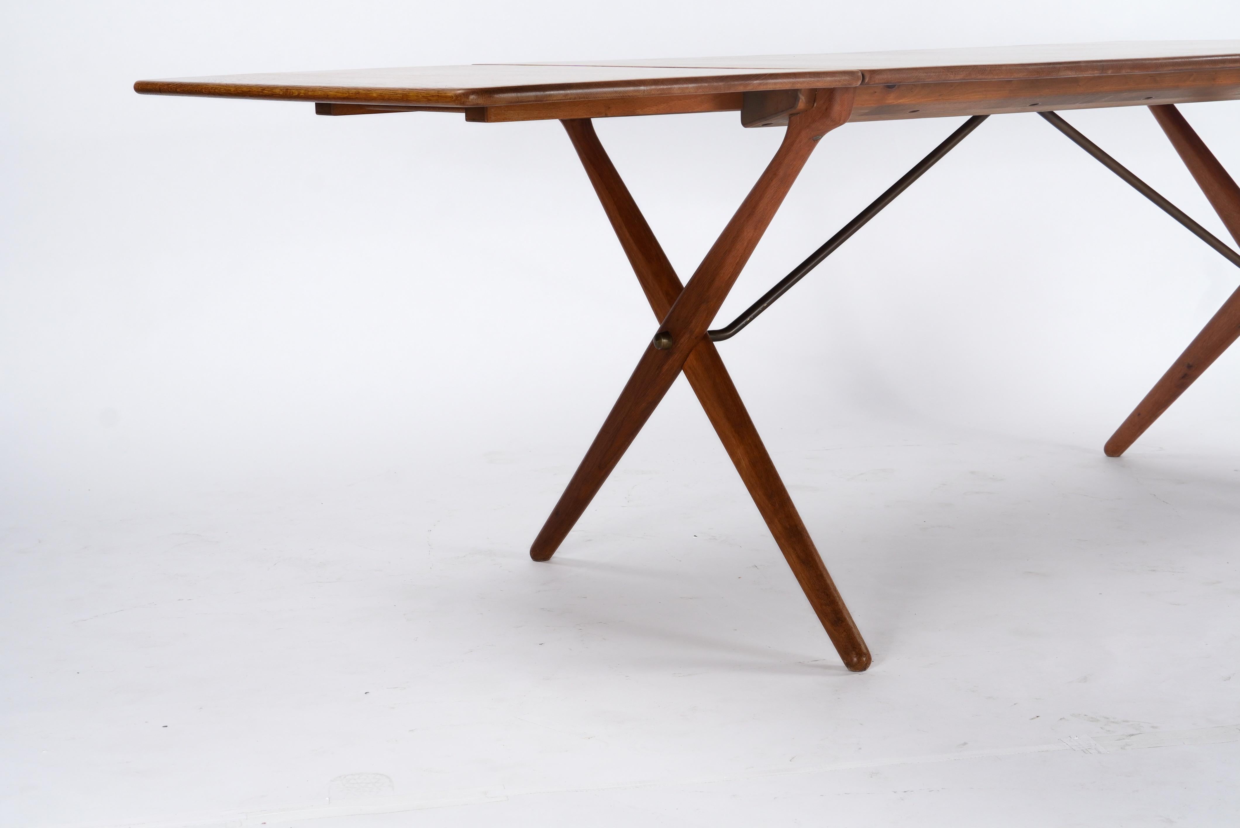 20th Century Hans J. Wegner AT 309 Drop leaf table For Sale