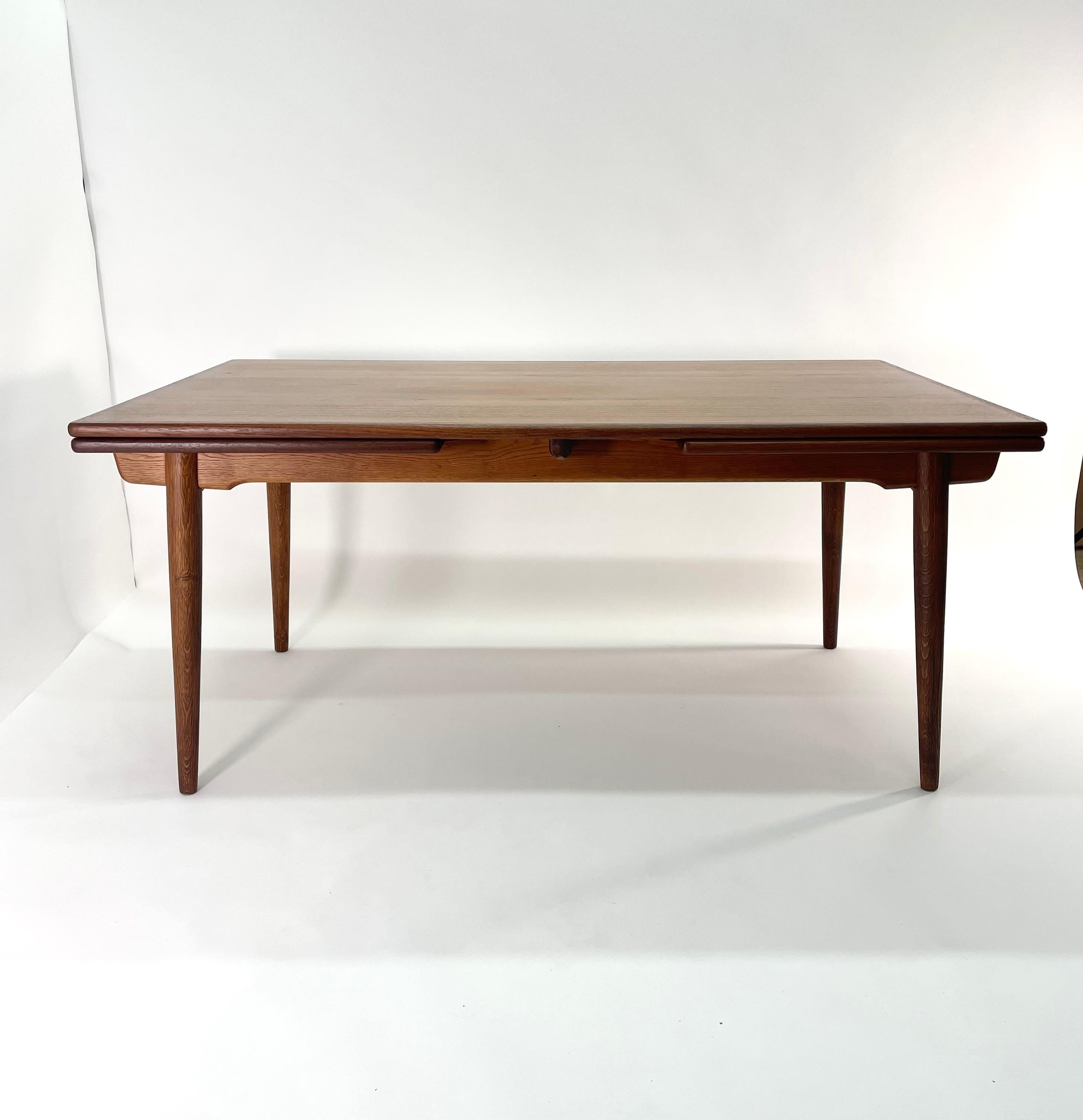 Mid-Century Modern Hans J. Wegner AT-312 Sculpted Teak & Oak Dining Table for Andreas Tuck For Sale