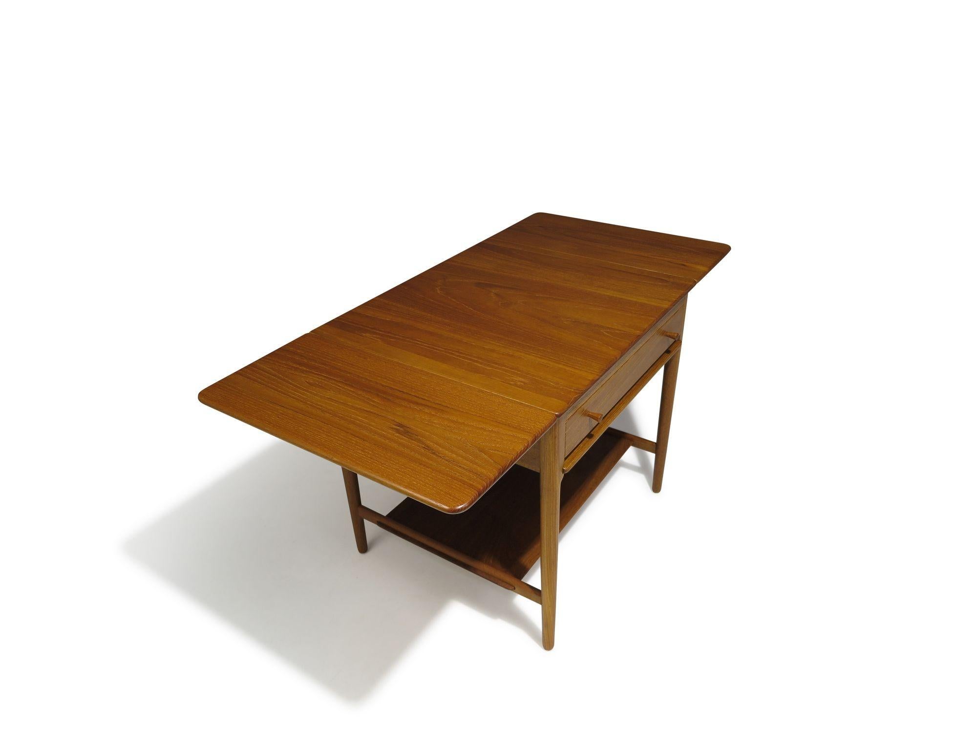Oiled Hans J. Wegner AT-33 Sewing Drop-leaf Side Table For Sale