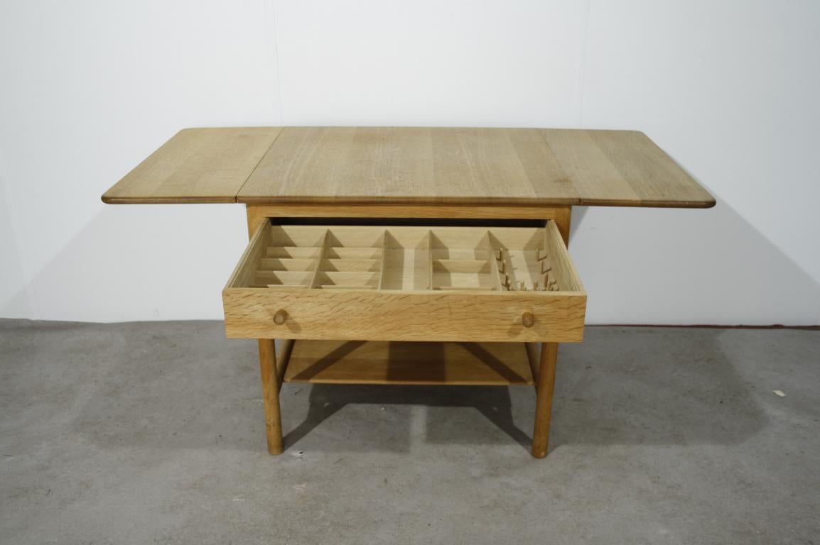 Rattan Hans J. Wegner “AT33 / PP33” Sewing Table for PP Mobler, Denmark, 1953