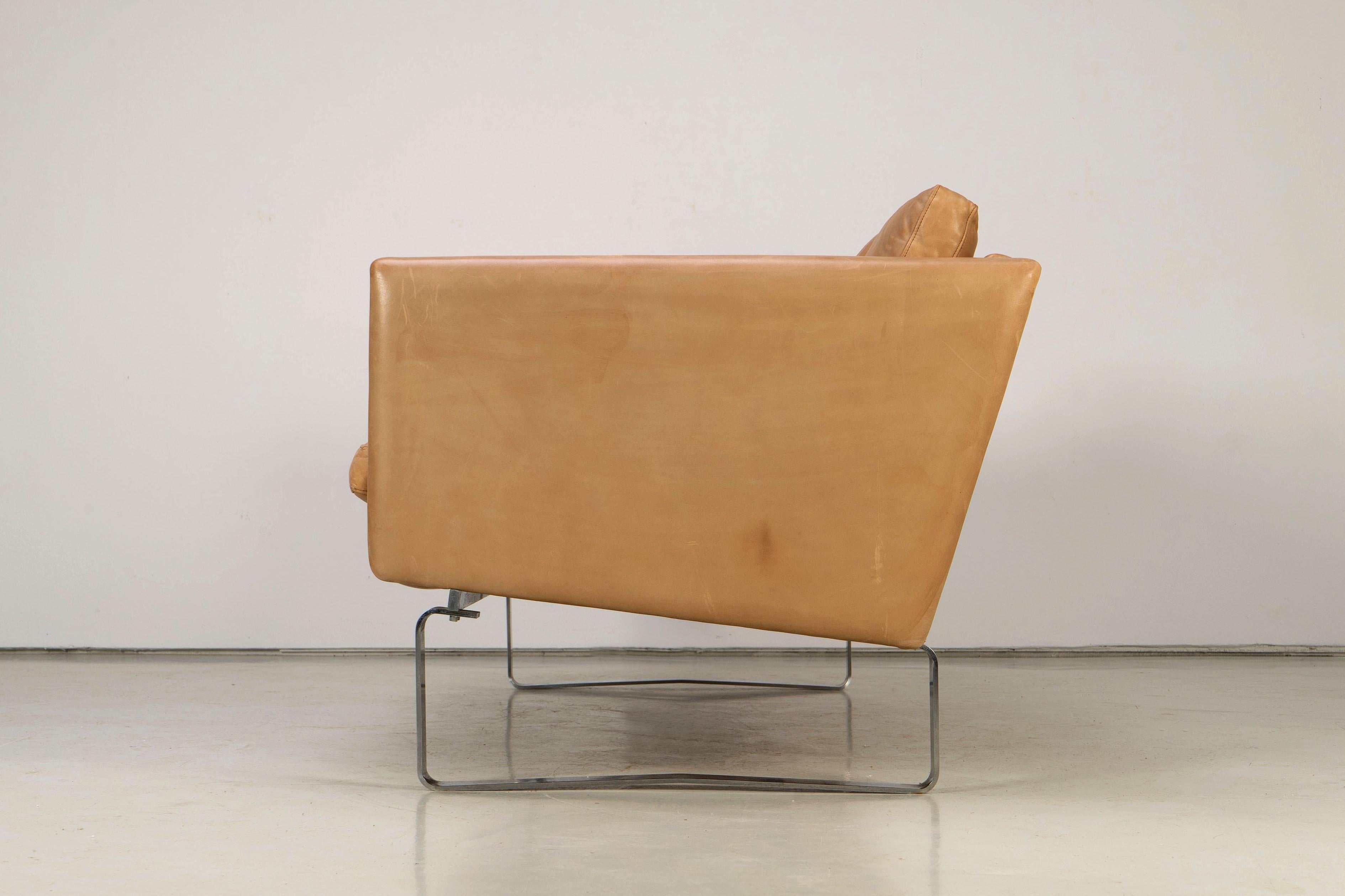 Hans J. Wegner Ch-102 2-Seater Leather Sofa, Carl Hansen, 1970s For Sale 2