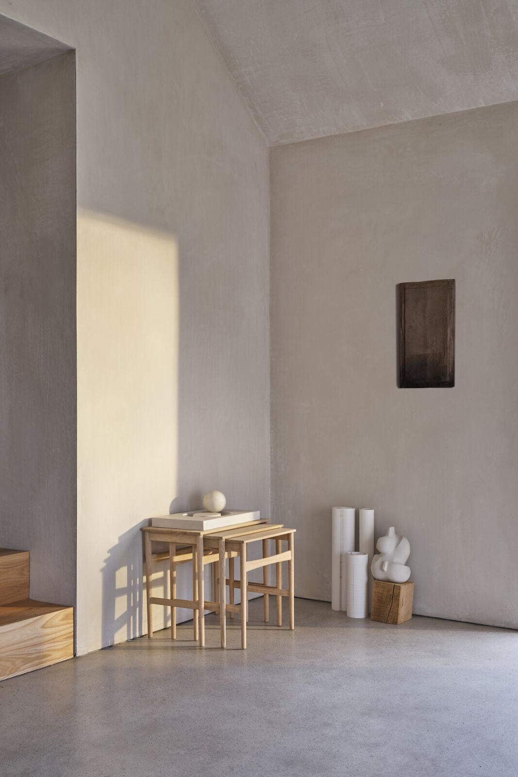 Hans J. Wegner CH004 Nesting Tables Oak Soap for Carl Hansen In New Condition For Sale In New York, NY