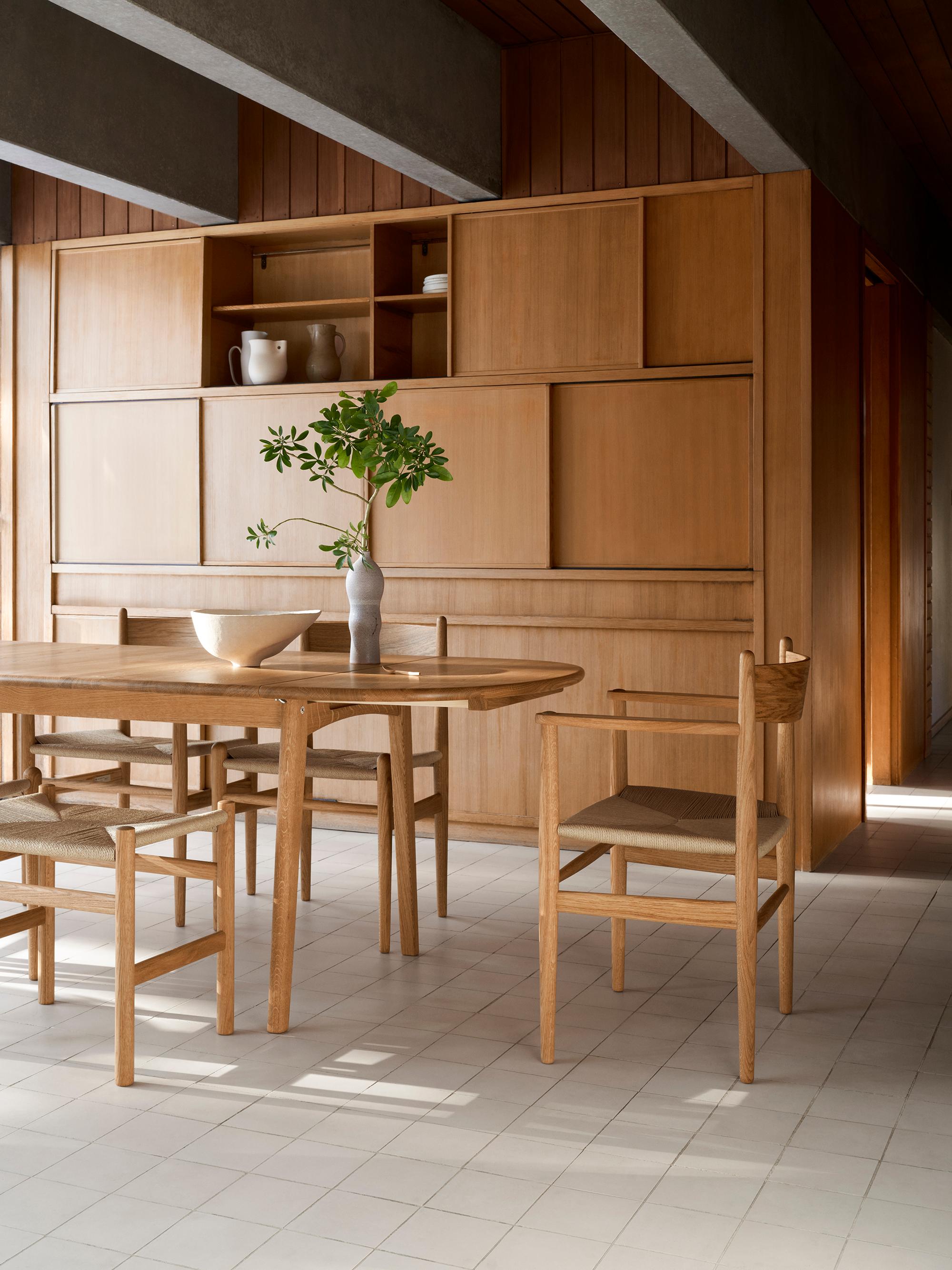 Mid-Century moderno Tavolo da pranzo Hans J. Wegner 'CH006' in Oak Oil per Carl Hansen & Son in vendita