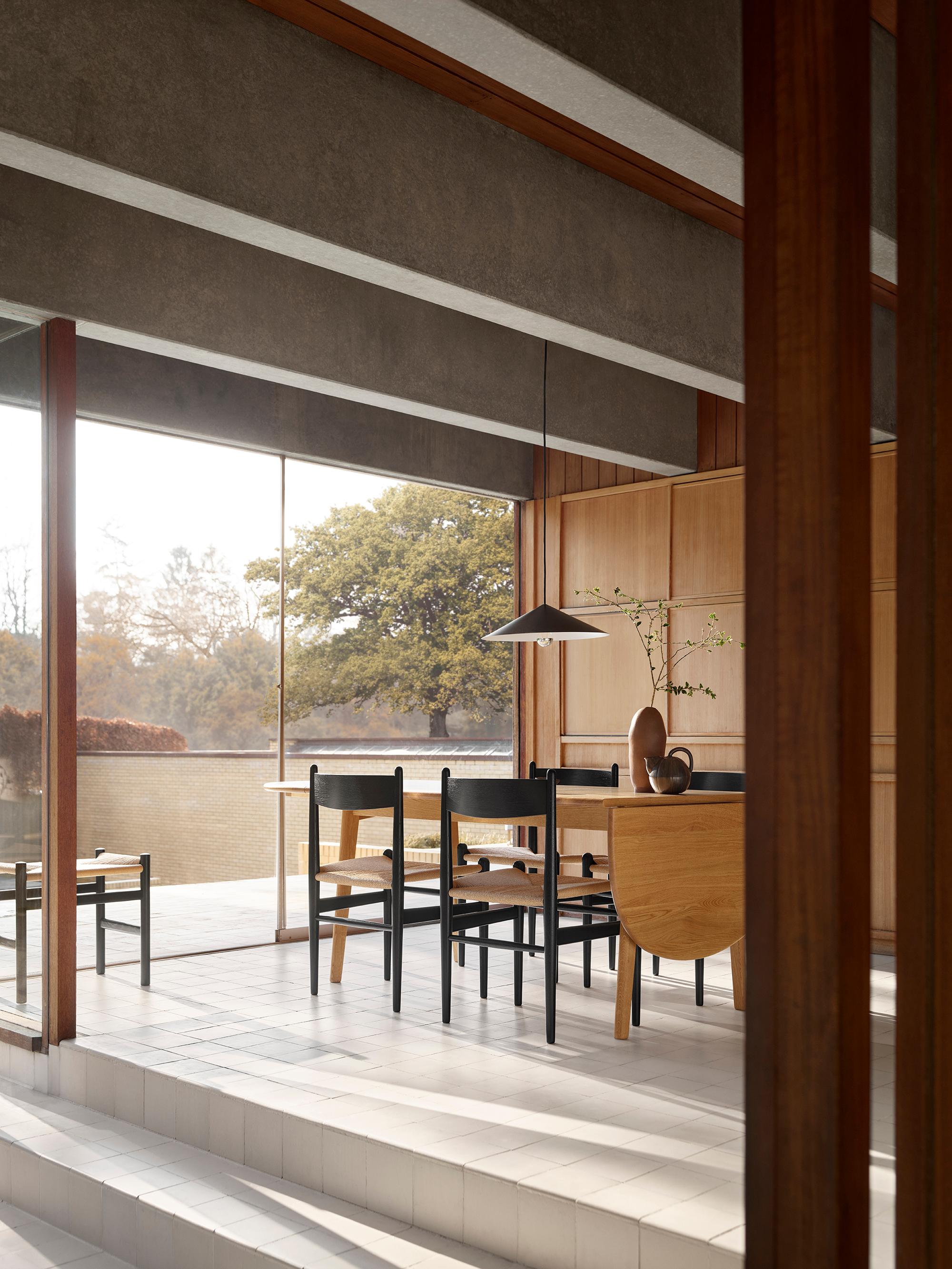Tavolo da pranzo Hans J. Wegner 'CH006' in Oak Oil per Carl Hansen & Son In condizioni Nuovo in vendita a Glendale, CA