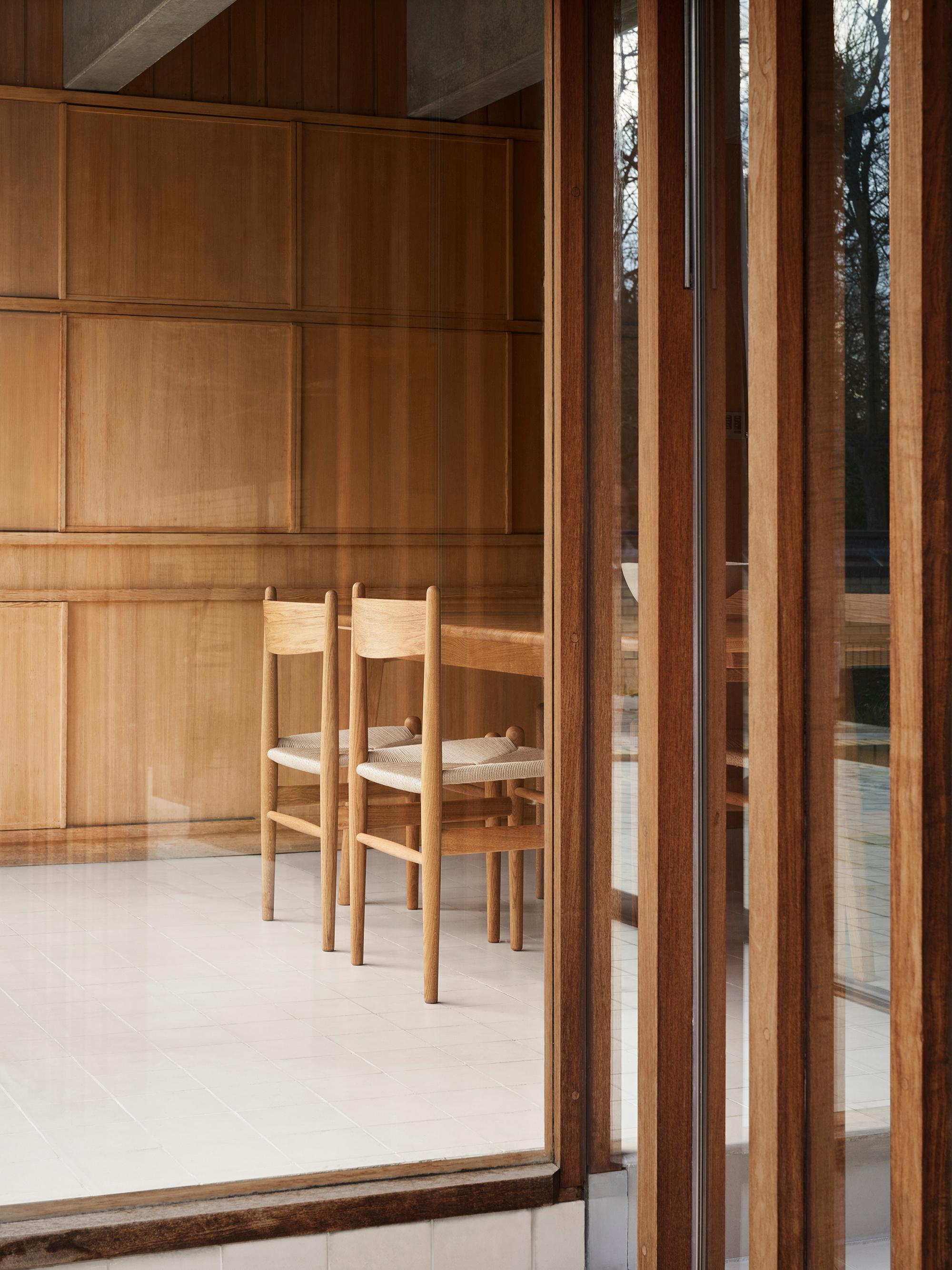 Tavolo da pranzo Hans J. Wegner 'CH006' in Oak Oil per Carl Hansen & Son in vendita 1