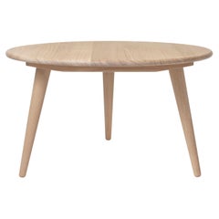 Hans J. Wegner CH008 Coffee Table Ø78 cm x H44 cm Oak White Oil for Carl Hansen