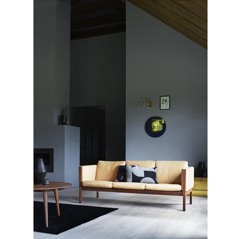 Table basse Hans J. Wegner CH008 Ø78 cm x H44 cm Noyer laqué pour Carl Hansen Neuf - En vente à New York, NY