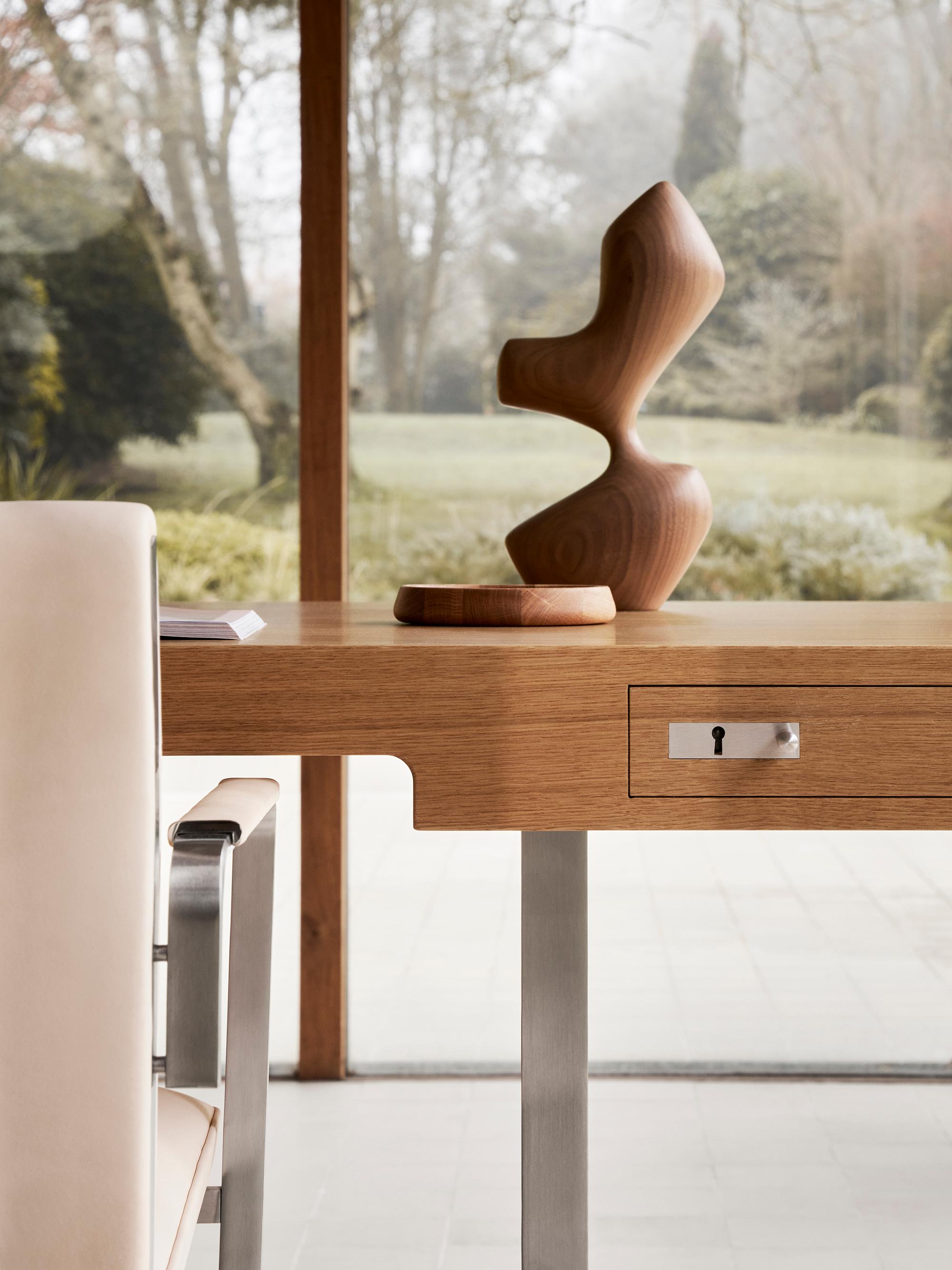 Hans J Wegner 'CH110' Schreibtisch aus Eiche, Öl für Carl Hansen & Sohn (Moderne der Mitte des Jahrhunderts) im Angebot