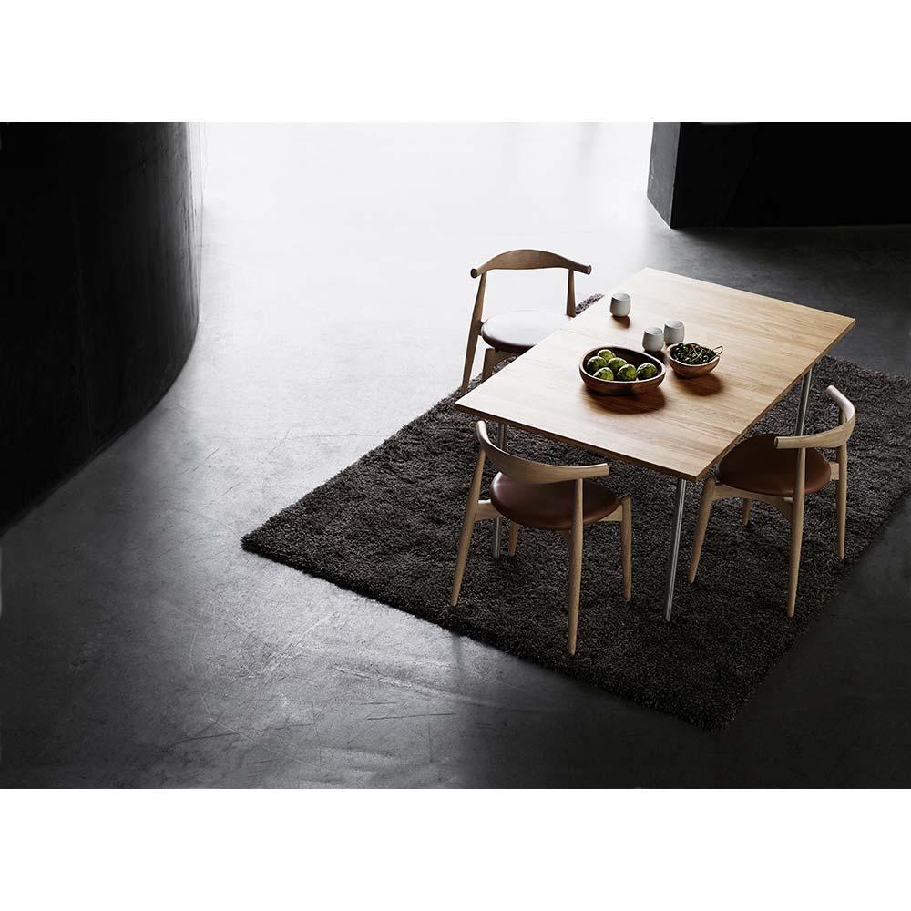 Hans J. Wegner CH20 Elbow Chair Schwarzes Eichenleder Thor 301 für Carl Hansen im Zustand „Neu“ im Angebot in New York, NY