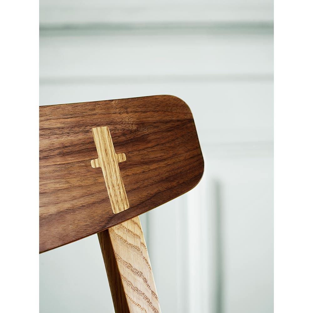 Hans J. Wegner CH23 Stuhl Eiche/Walnuss Öl Naturpapier Corde für Carl Hansen (Dänisch) im Angebot