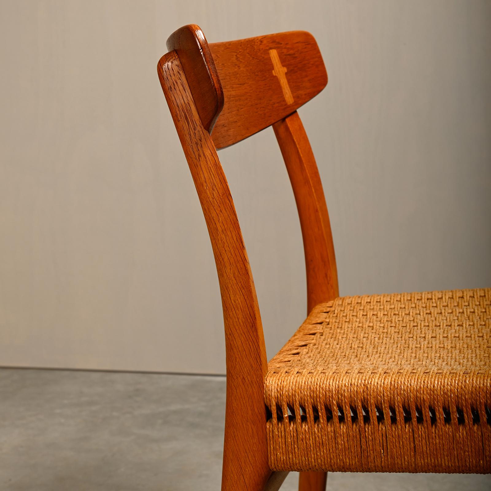 Hans J. Wegner CH23 Dining Chairs oak, teak and papercord for Carl Hansen & Søn For Sale 3