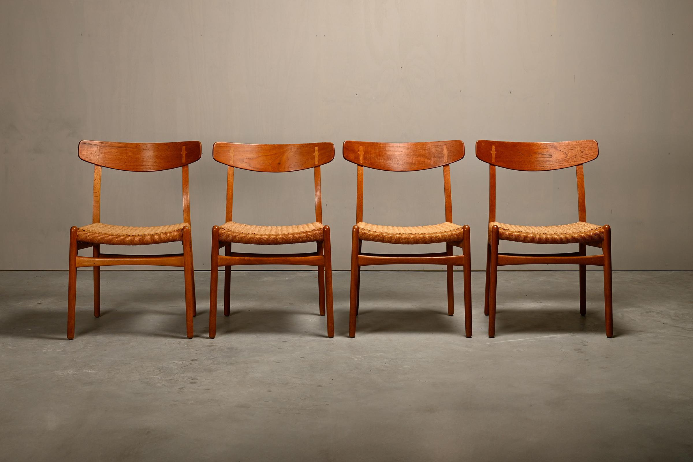 Scandinavian Modern Hans J. Wegner CH23 Dining Chairs oak, teak and papercord for Carl Hansen & Søn For Sale