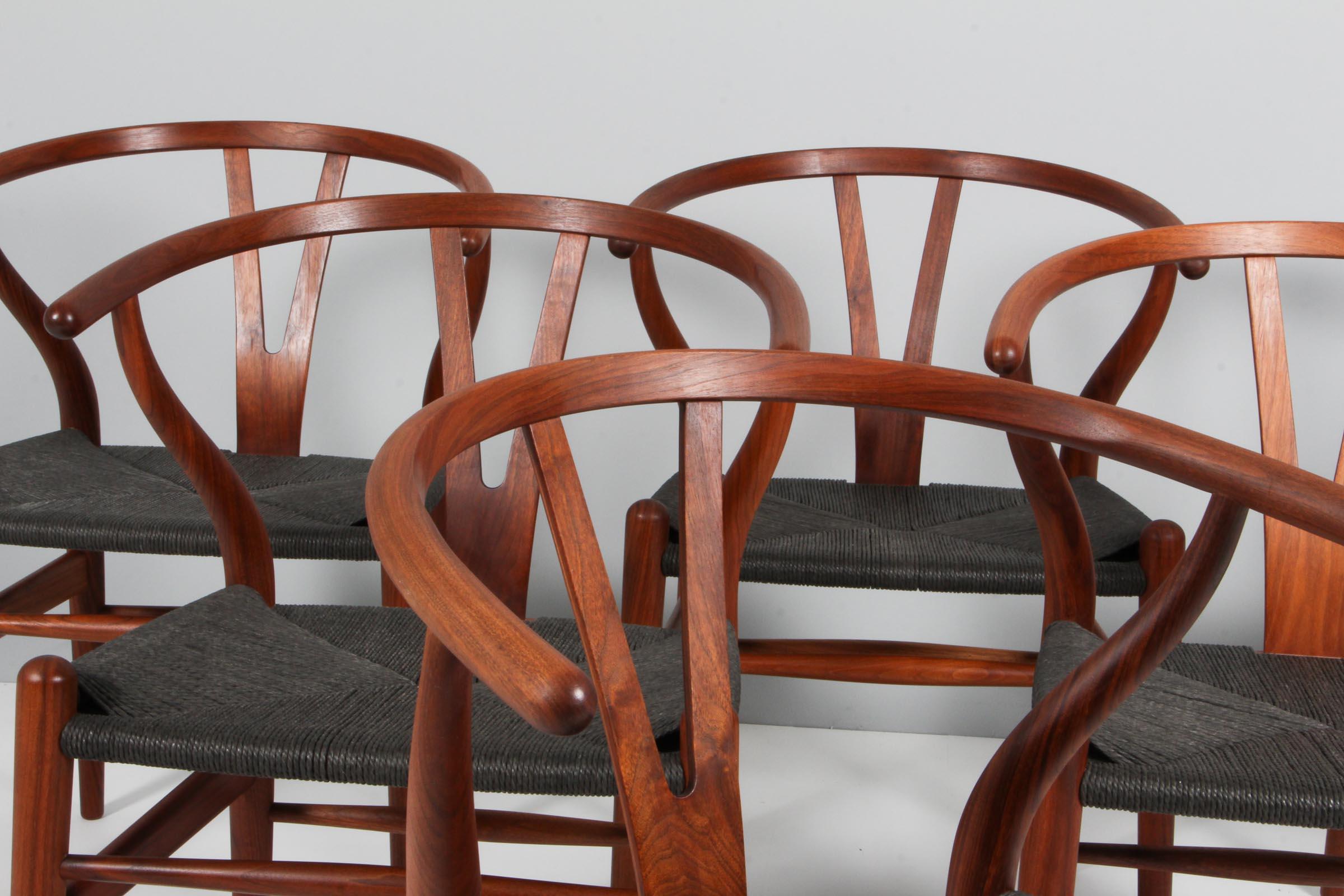 Scandinavian Modern Hans J. Wegner CH24 Wishbone Chair, 1970s, walnut