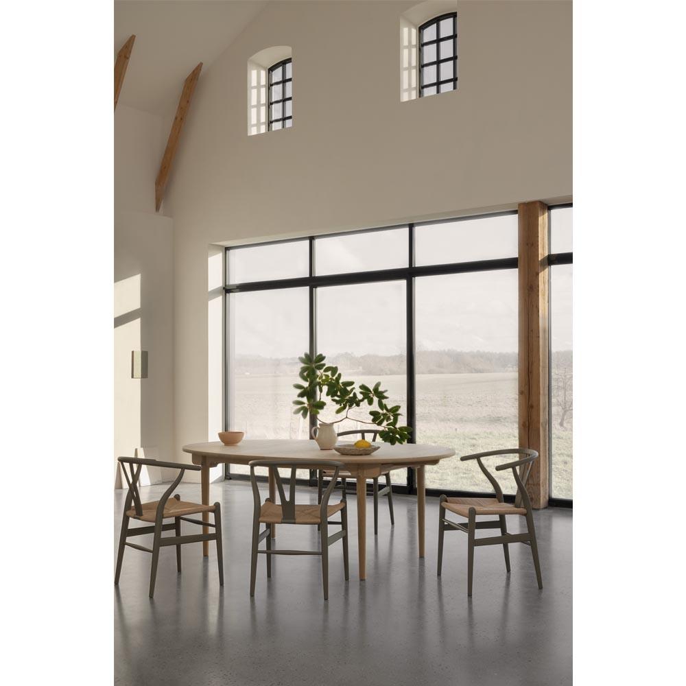 Hans J. Wegner CH24 Wishbone Chair Beech Clay Natural Papercord für Carl Hansen (21. Jahrhundert und zeitgenössisch) im Angebot