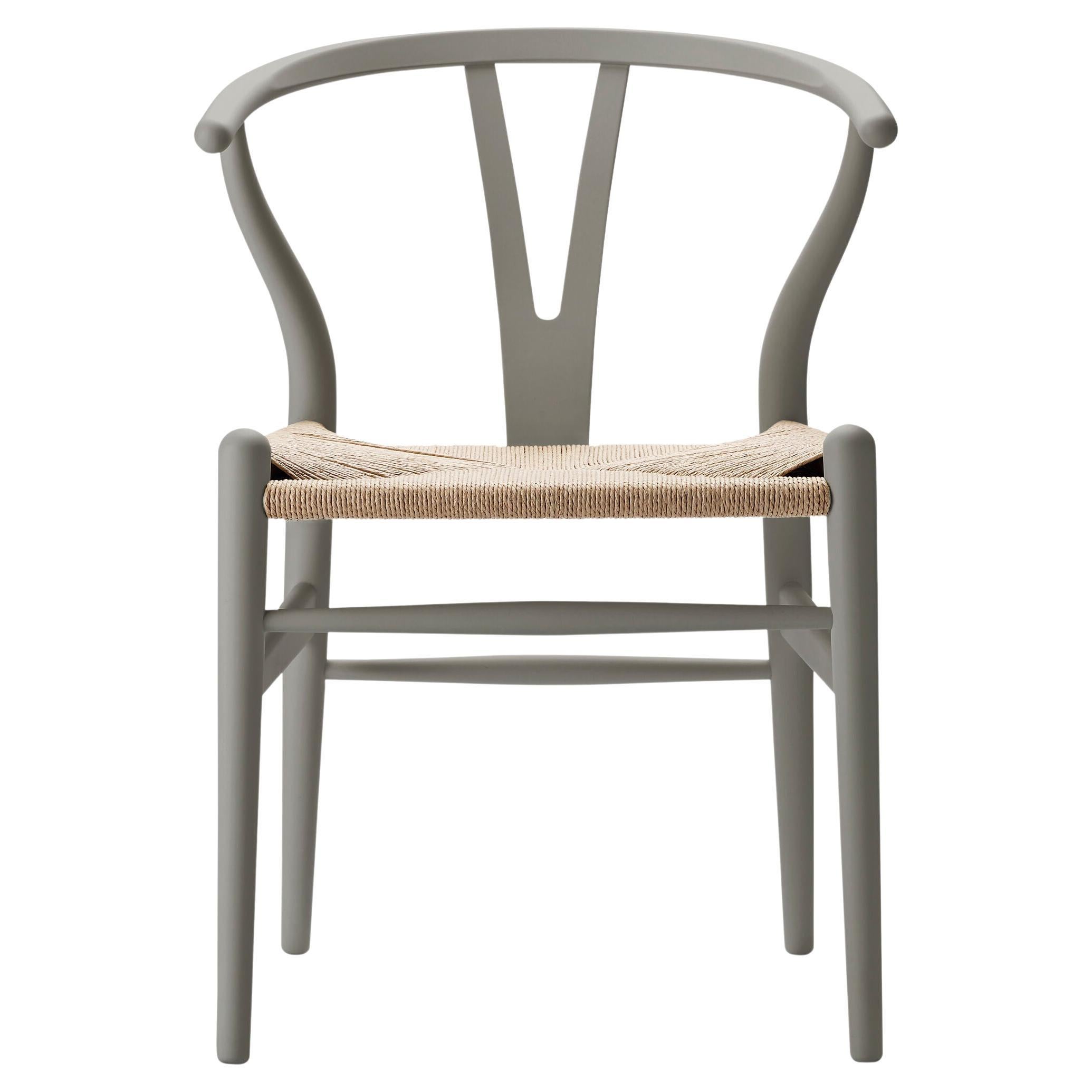 Hans J. Wegner CH24 Chaise Wishbone Beech Clay Natural Papercord pour Carl Hansen