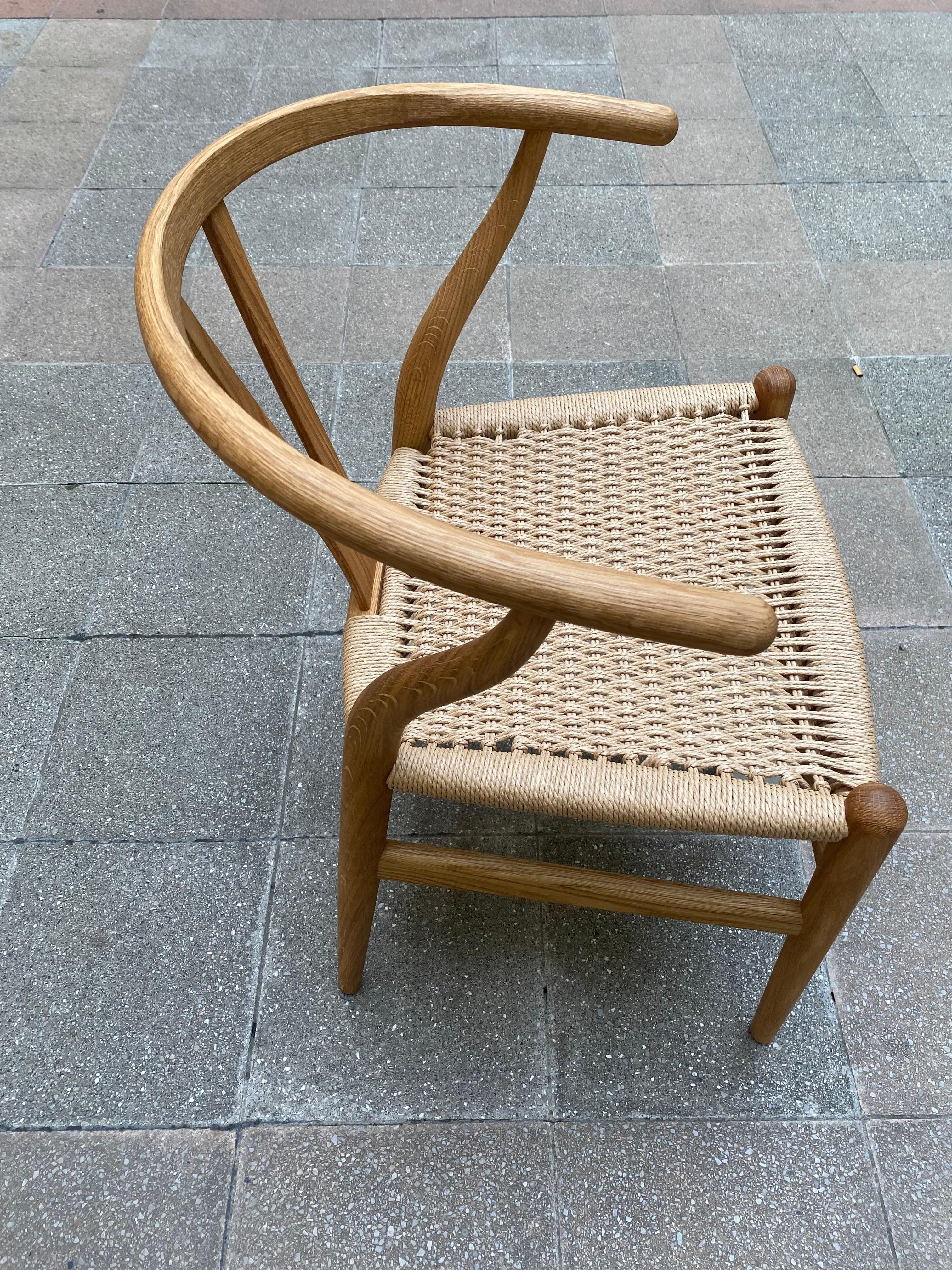 Wood Hans J. Wegner CH24 Wishbone Chair. 