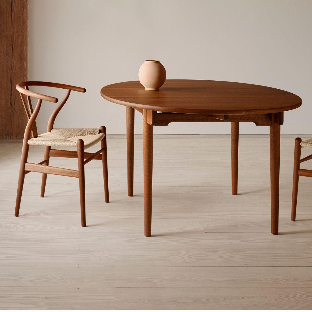 Hand-Woven Hans J. Wegner 'CH24 Wishbone' Chair in Mahogany and Oil for Carl Hansen & Son For Sale