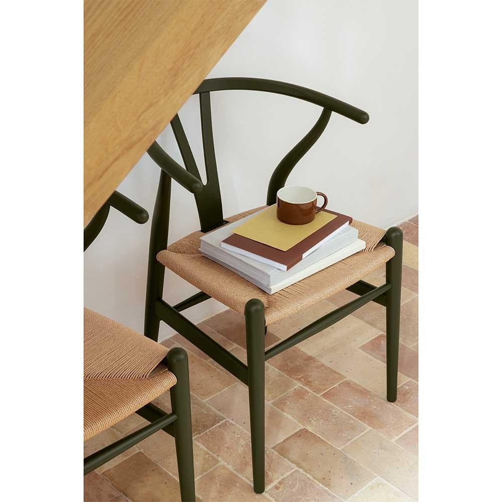 Hans J. Wegner CH24 Wishbone Chair Seegras Natural Papercord für Carl Hansen im Zustand „Neu“ im Angebot in New York, NY