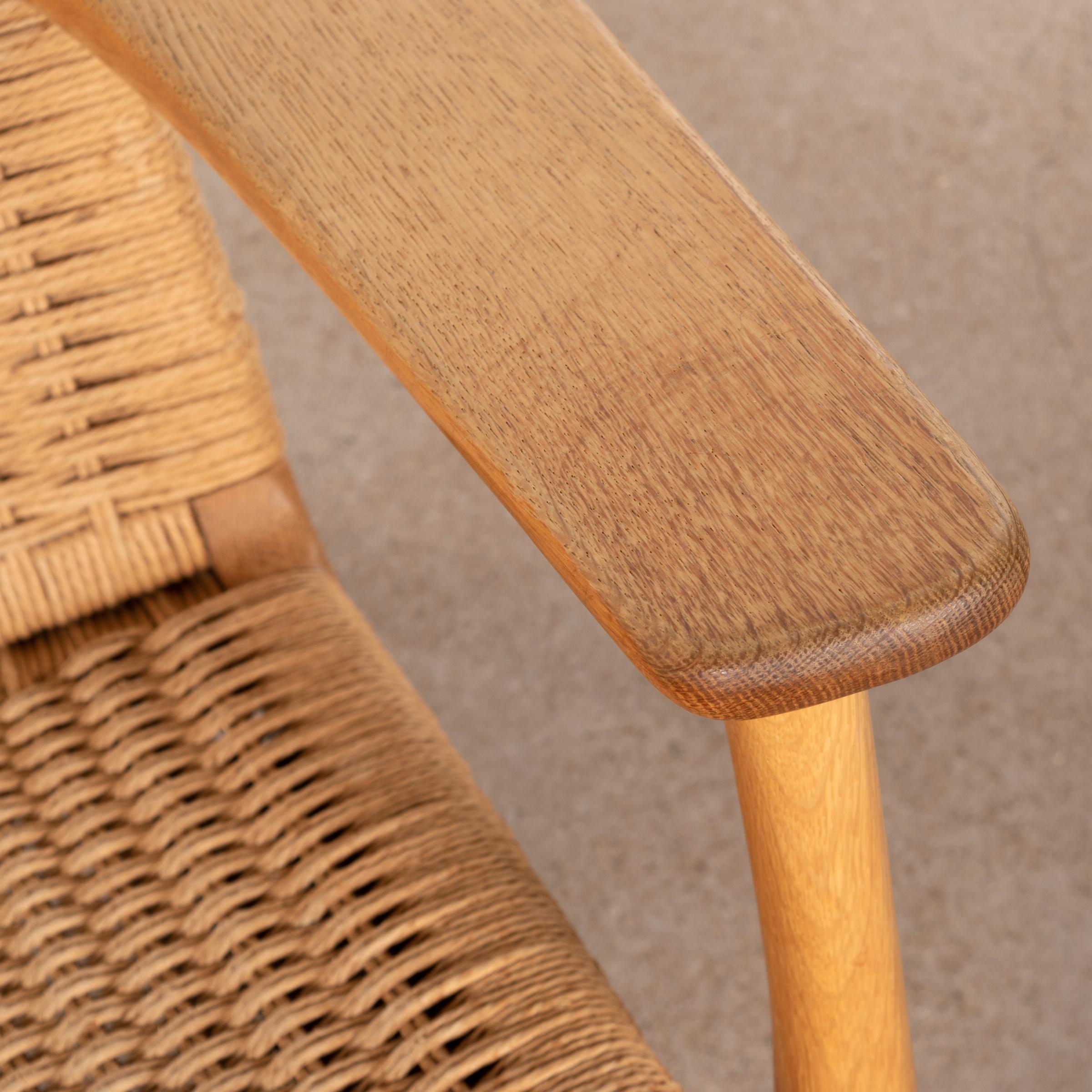 Hans J. Wegner CH25 Lounge Chair in Oak and Naturel Cord for Carl Hansen & Søn 5