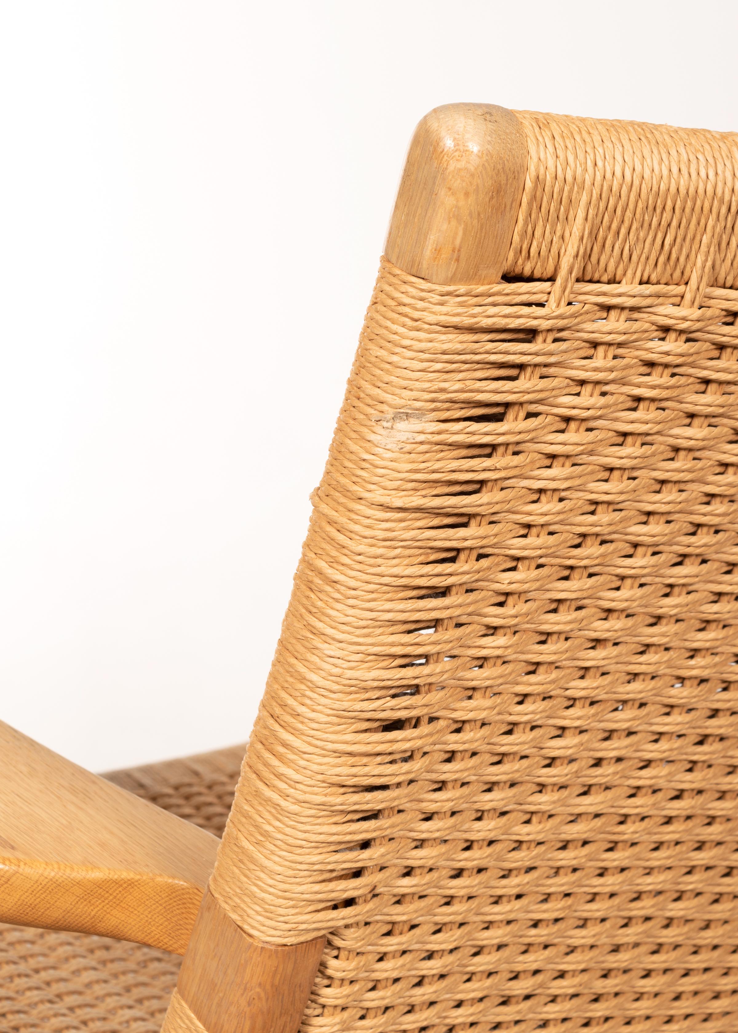 Hans J. Wegner CH25 Lounge Chair in Oak and Naturel Cord for Carl Hansen & Søn 11