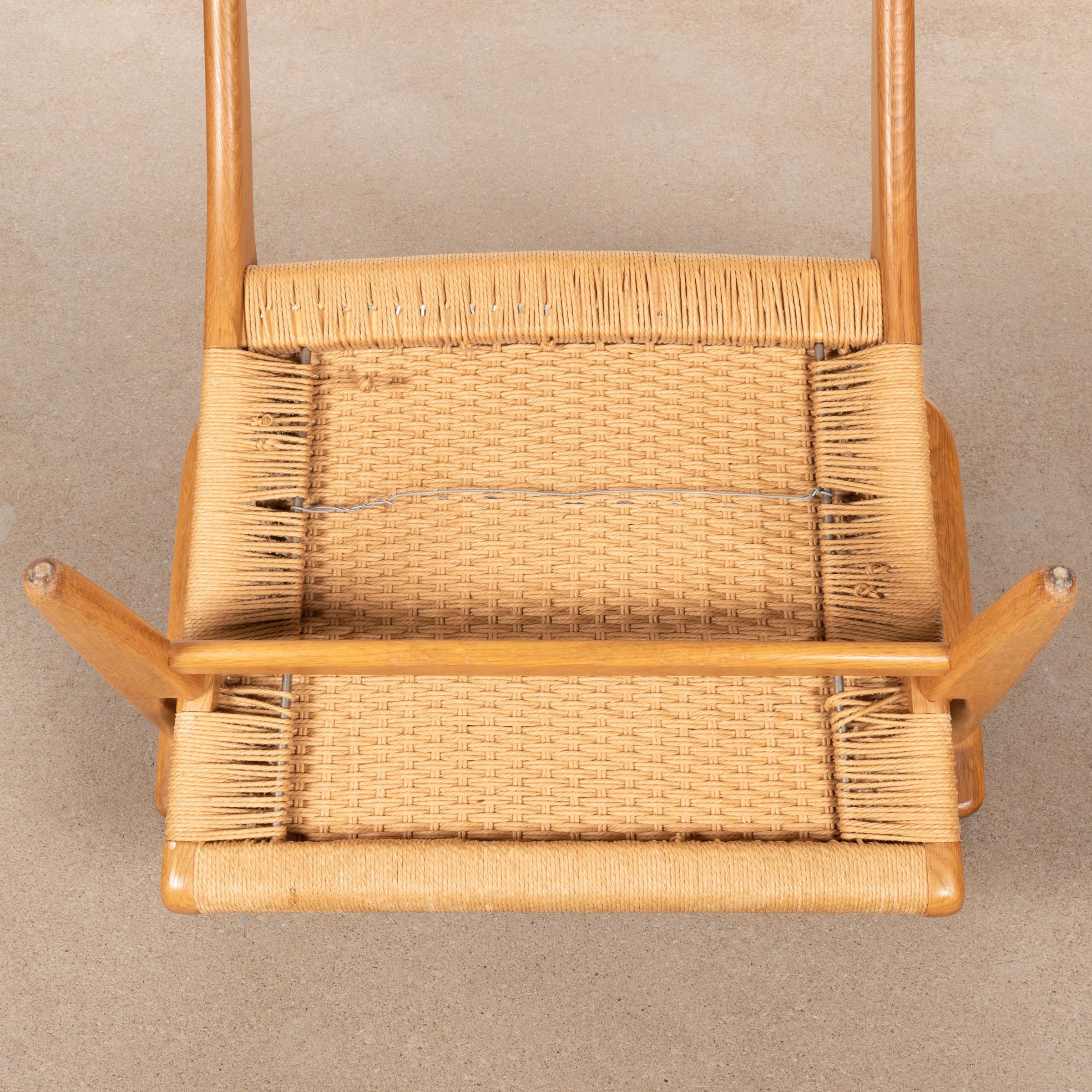 Hans J. Wegner CH25 Lounge Chair in Oak and Naturel Cord for Carl Hansen & Søn 13