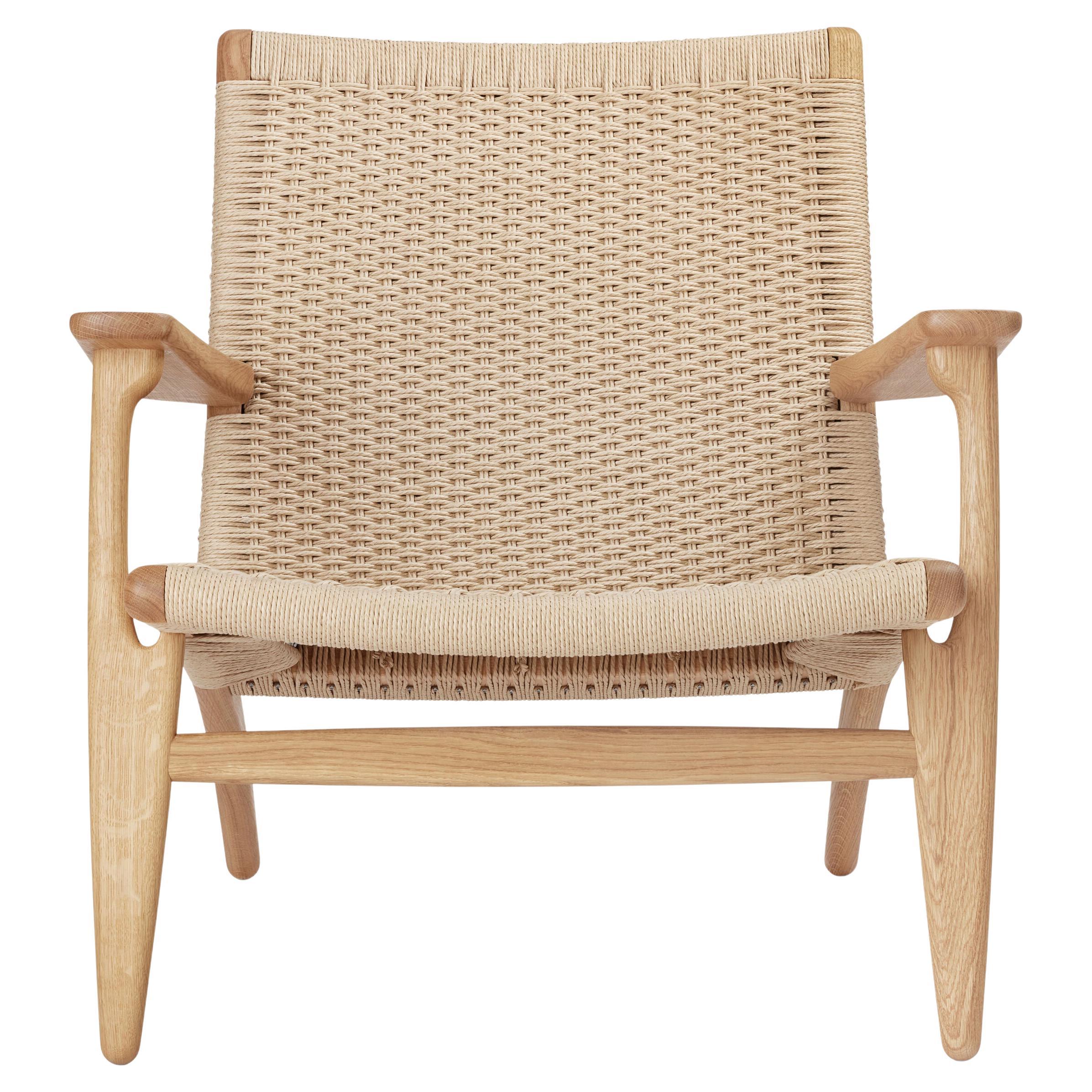 Hans J. Wegner CH25 Lounge Chair Oak Oil Natural Papercord für Carl Hansen