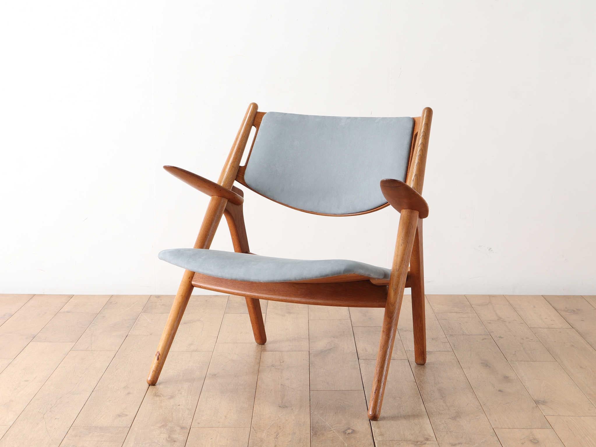 Hans J. Wegner CH28 Lounge Chair, 1960s For Sale 4