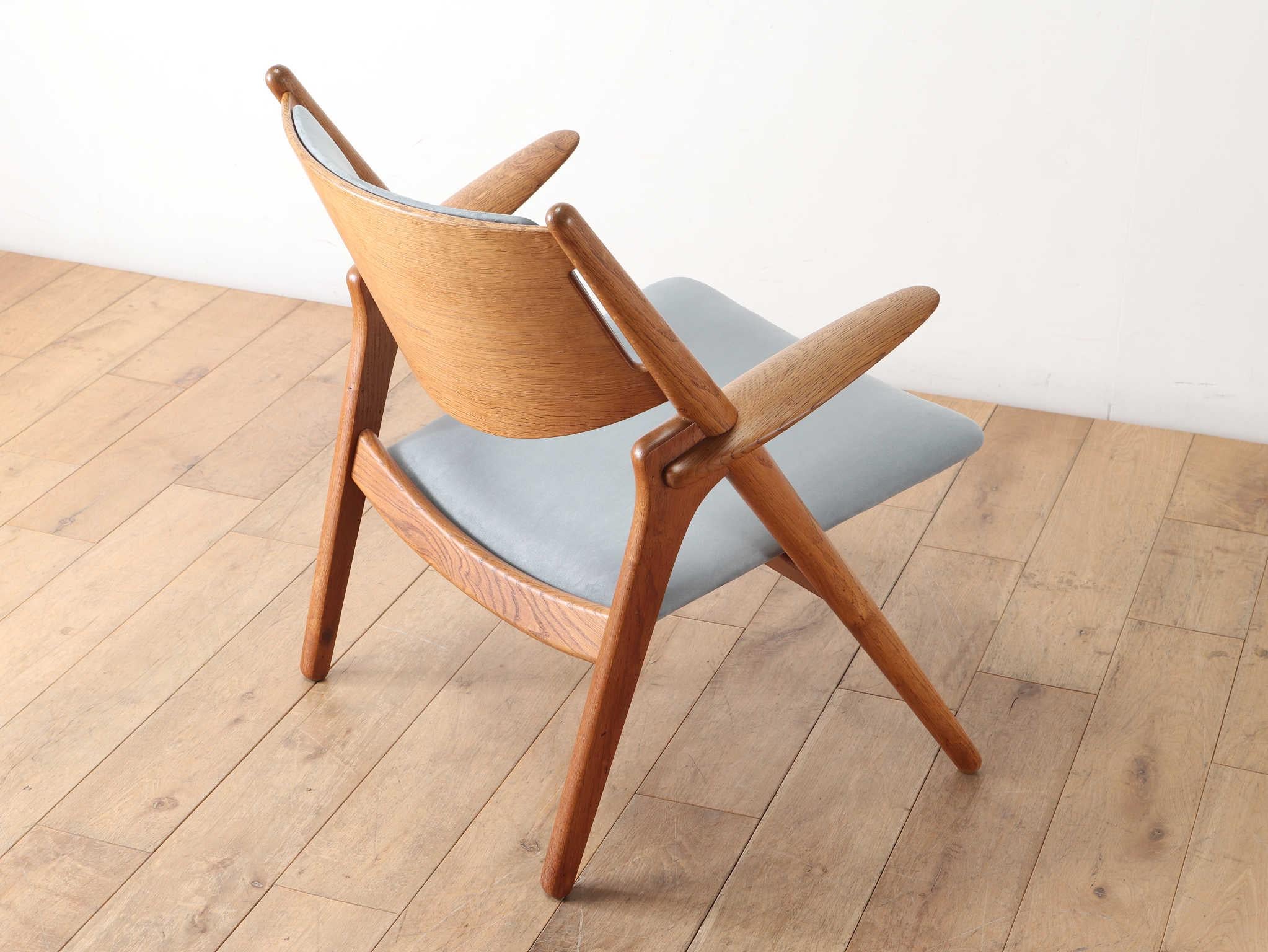 Hans J. Wegner CH28 Lounge Chair, 1960s For Sale 9