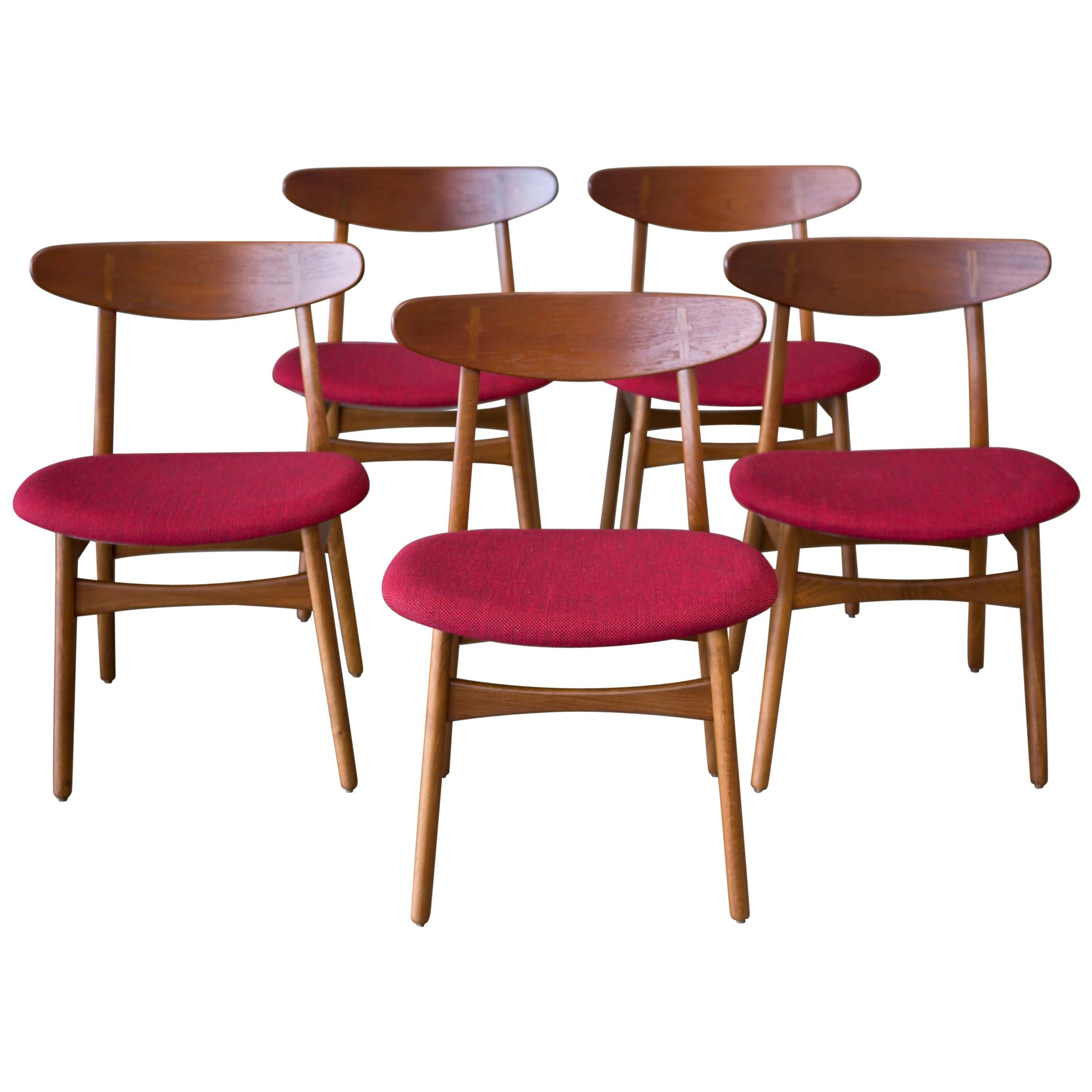 Hans J. Wegner CH30 Chairs in Teak and Oak Set of Five, Denmark, 1950s