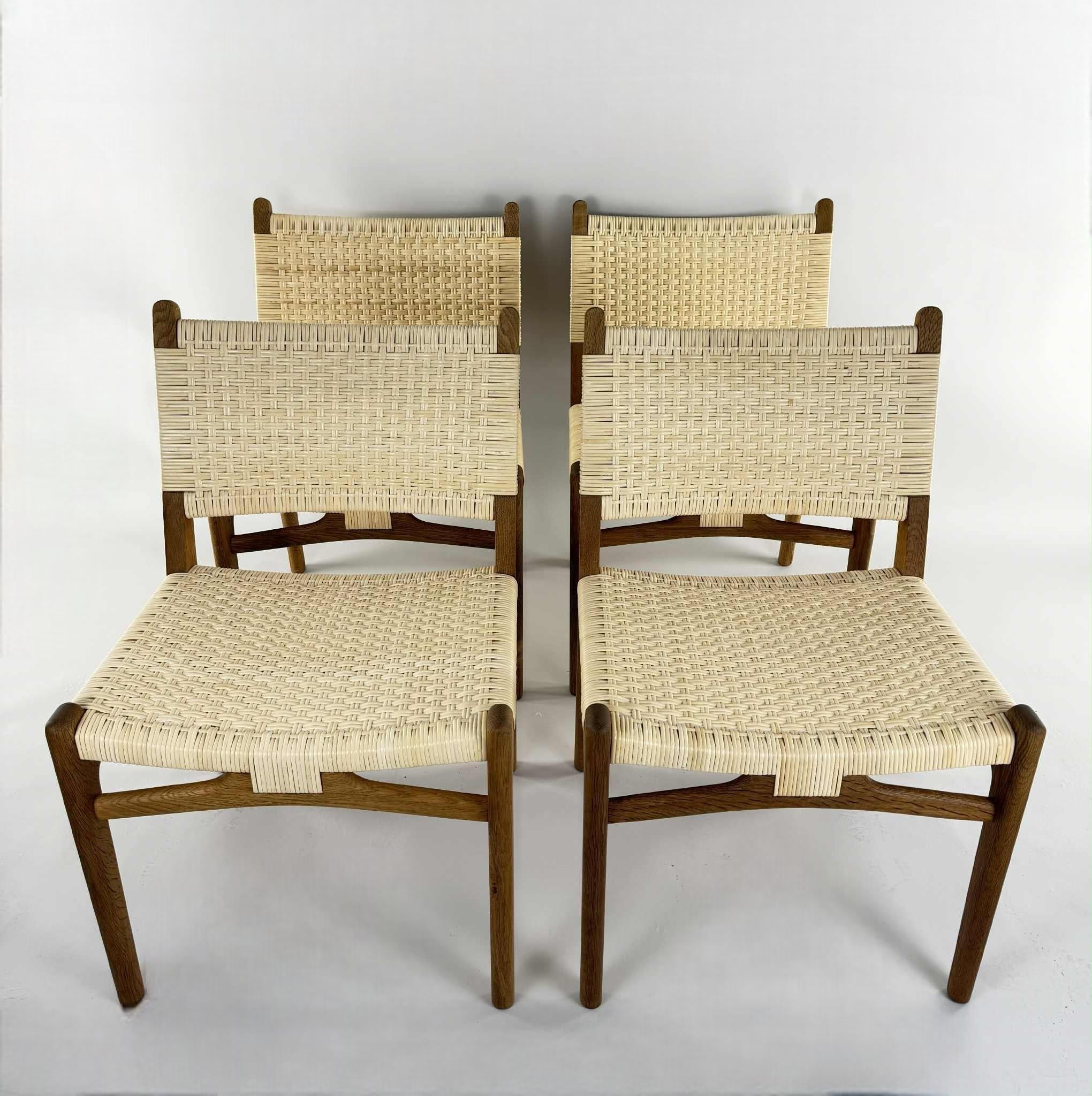 Hans J. Wegner CH31 dining chairs (20. Jahrhundert) im Angebot