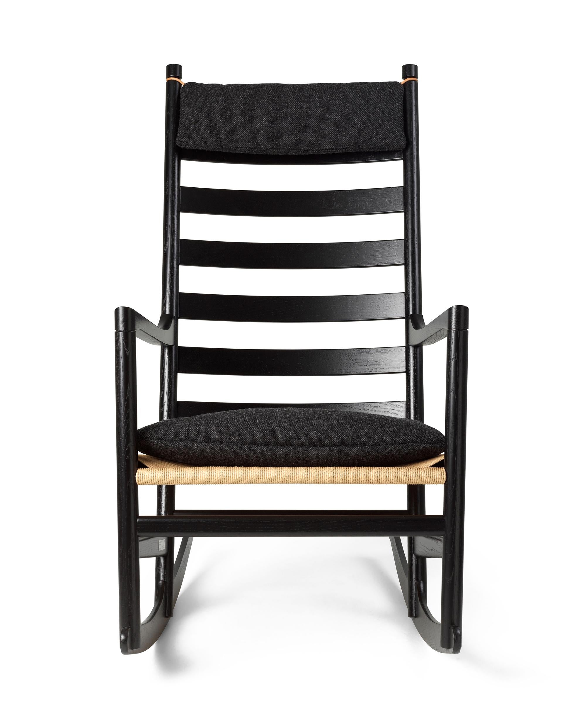 Contemporary Hans J. Wegner 'CH45' Rocking Chair for Carl Hansen & Son in Black For Sale
