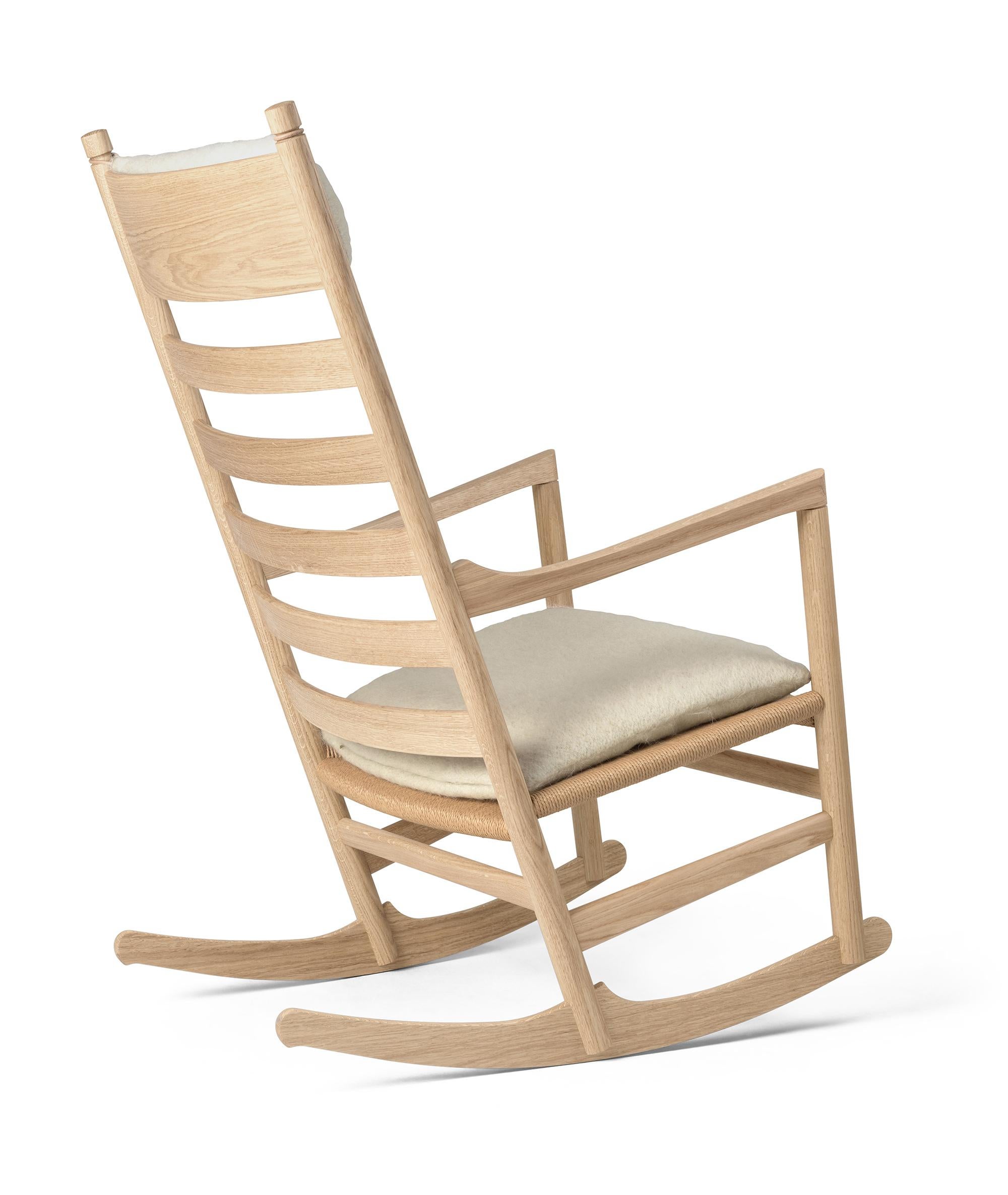 Hans J. Wegner 'CH45' Rocking Chair for Carl Hansen & Son in Oak Soap For Sale 3