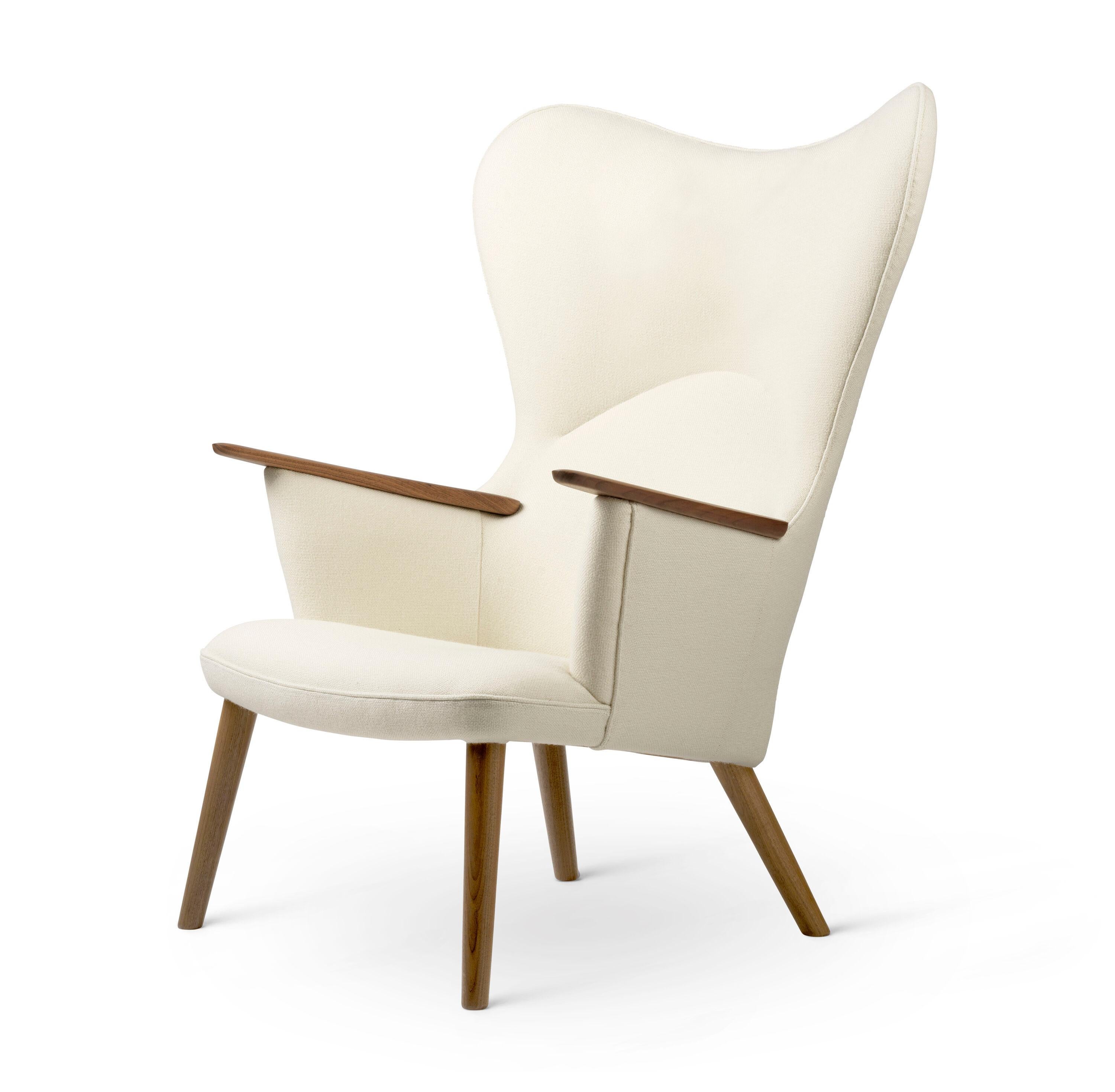 Contemporary Hans J Wegner 'CH78' Mama Bear Chair in Oak for Carl Hansen & Son For Sale