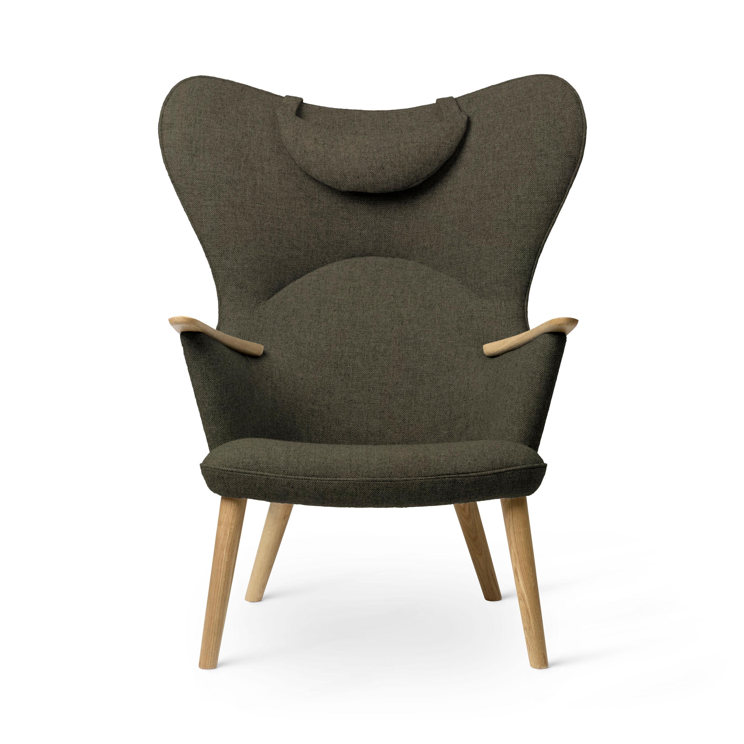 Hans J Wegner 'CH78' Mama Bear Chair in Oak for Carl Hansen & Son For Sale 1