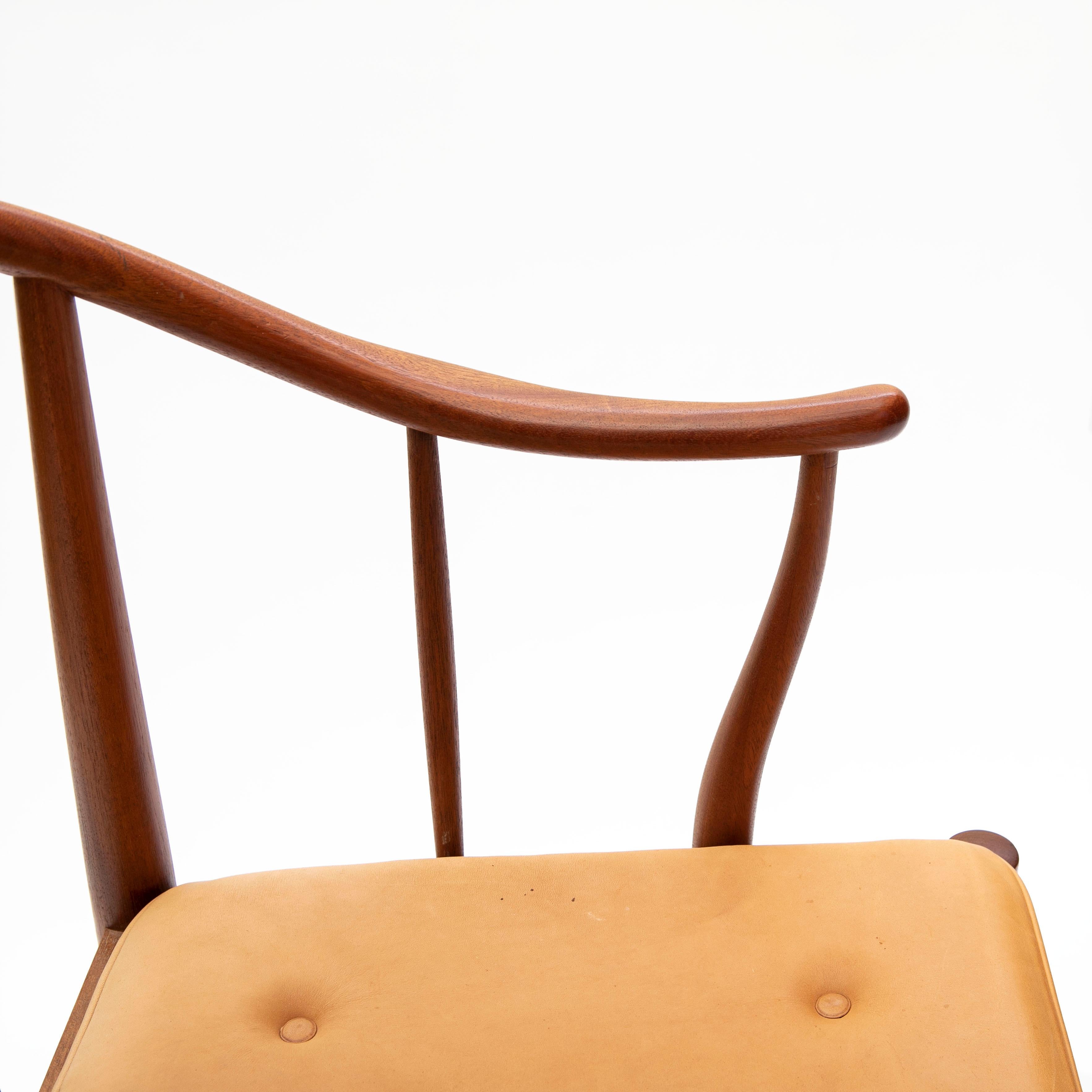 20th Century Hans J. Wegner 'China Chair' for Fritz Hansen In Mahogany For Sale