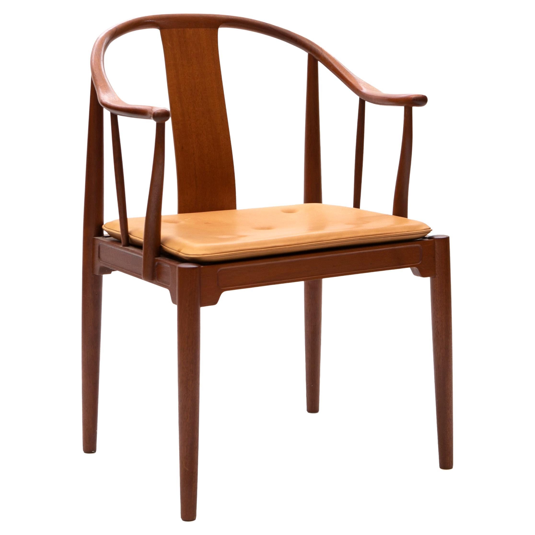 Hans J. Wegner „China Chair“ für Fritz Hansen aus Mahagoni