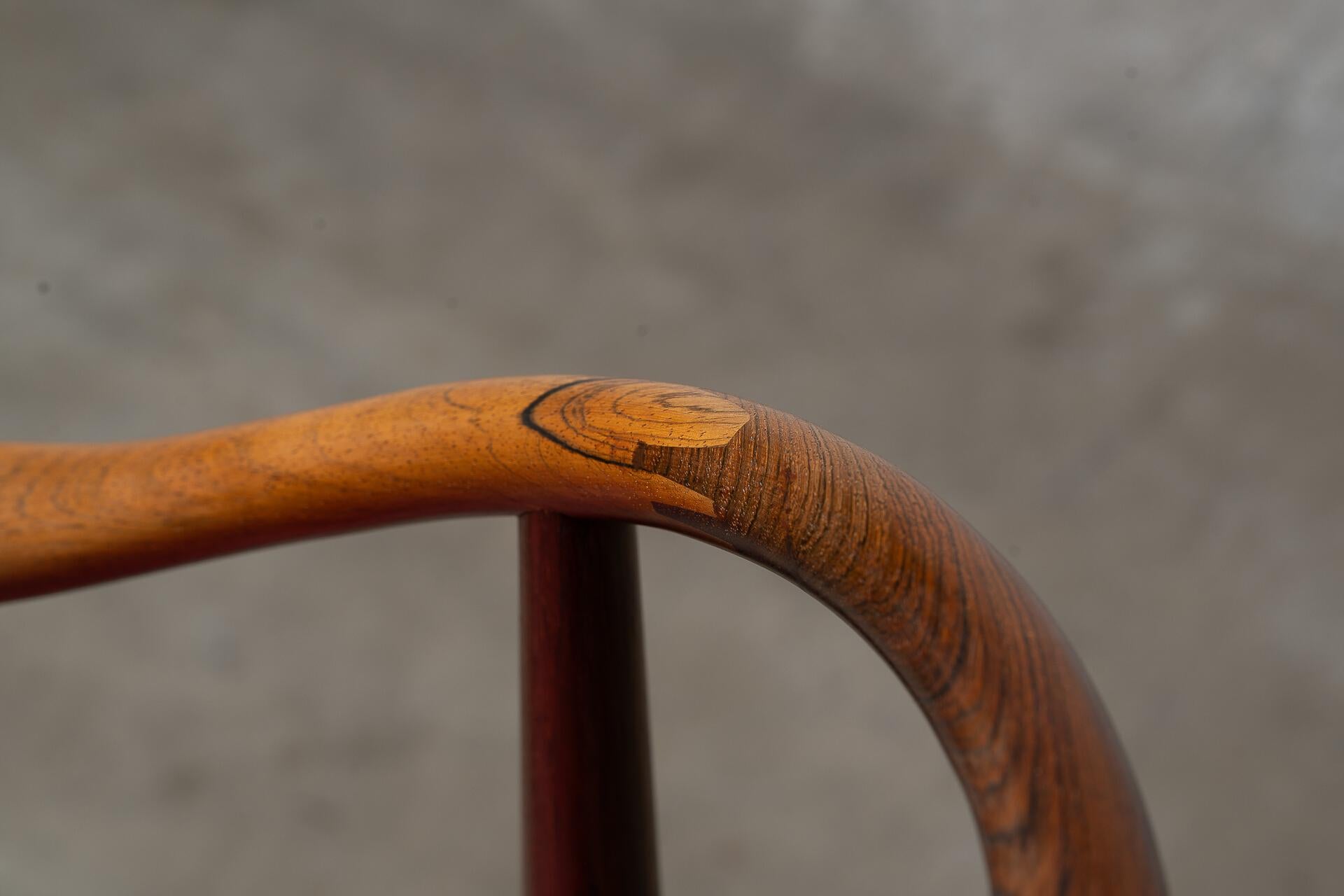 Hans J. Wegner “China” Chair in Brazilian Rosewood for Fritz Hansen For Sale 11