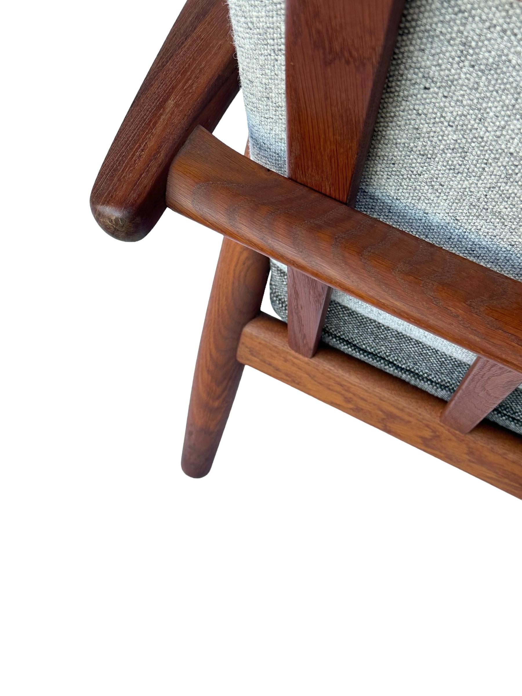 Hans J. Wegner Cigar Lounge Chair in Teak with New Maharam Upholstery For Sale 6