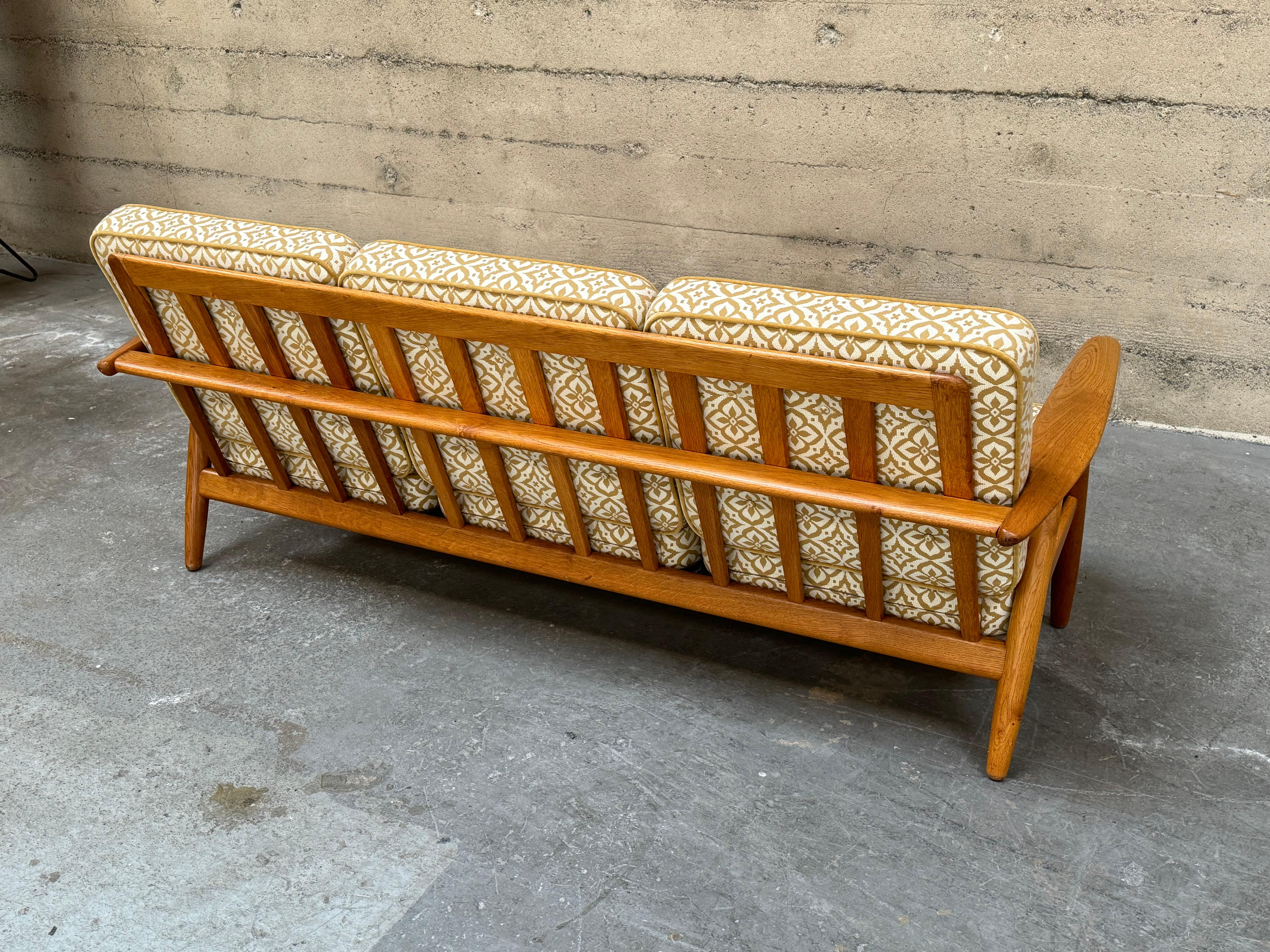 Textile Hans J. Wegner “Cigar Sofa” GE 240 For Sale