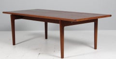 Hans J. Wegner Coffee Table, smoked oak, model GE15