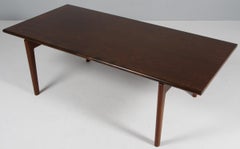 Tavolino da caffè Hans J. Wegner, rovere affumicato, modello GE15