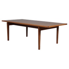 Hans J. Wegner Coffee Table, smoked oak, model GE15