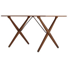 Hans J. Wegner Crossed Legs Side Table "AT-308" in Teakwood & Oak, 1950s