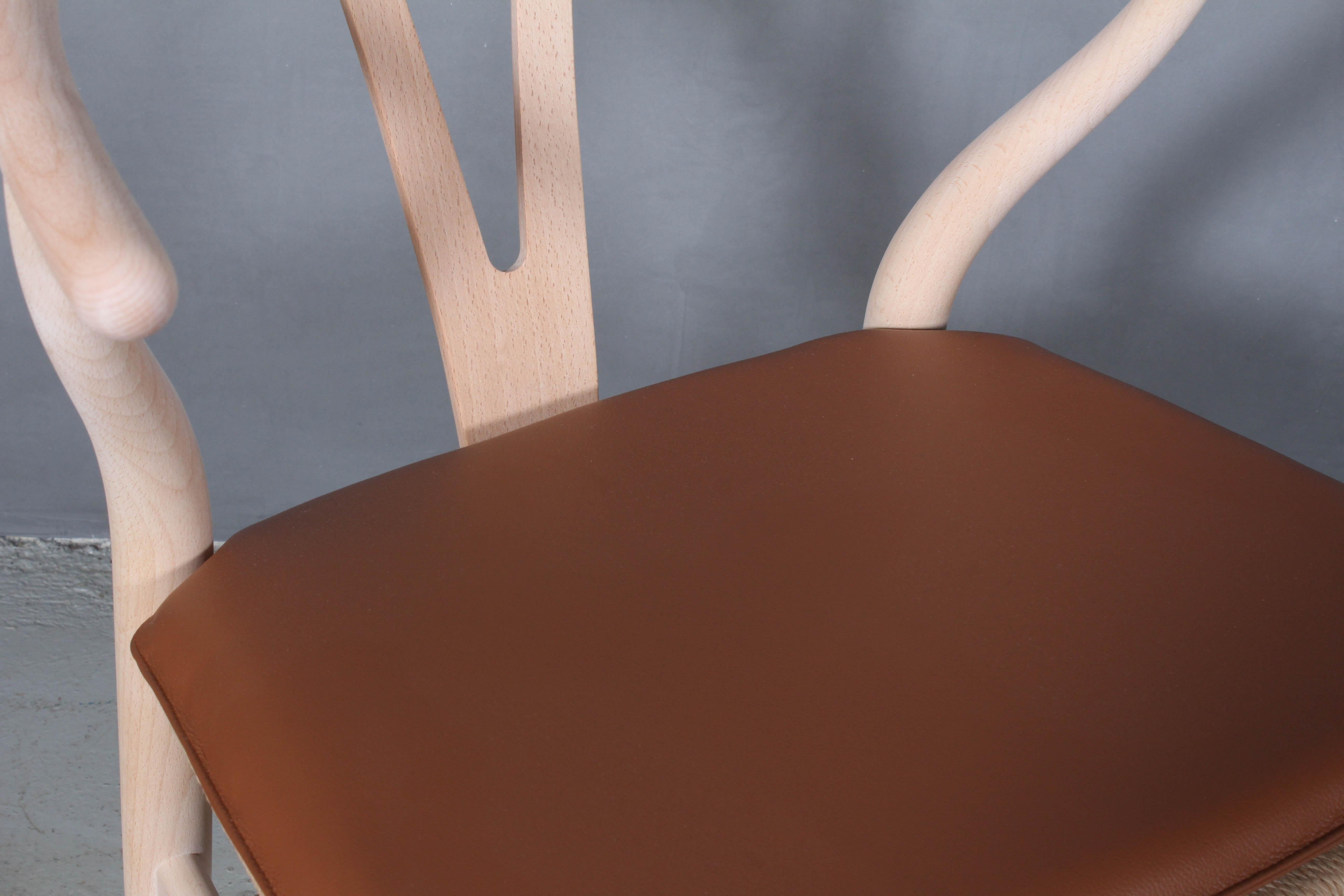 upholstered wishbone chair