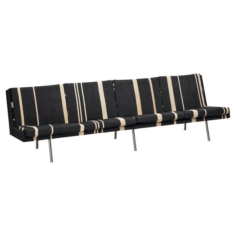 Hans J. Wegner Customizable Sofa ‘Airport’ in Striped Upholstery and Metal Frame For Sale