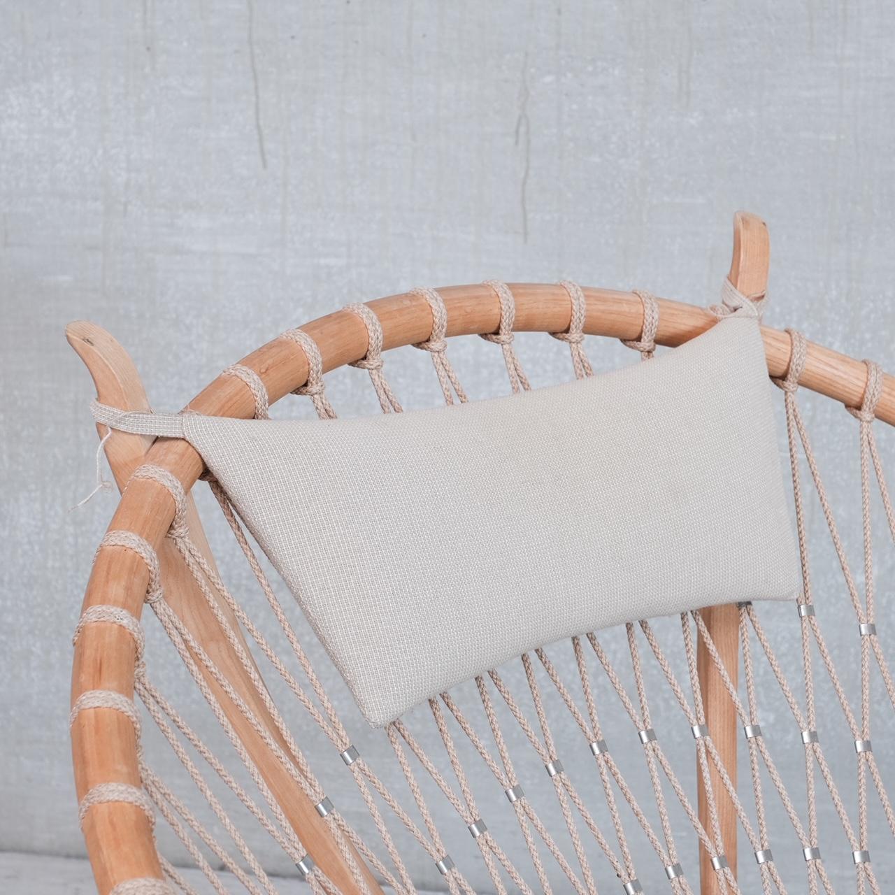 Silla circular danesa de mediados de siglo Hans J. Wegner en Bueno estado para la venta en London, GB