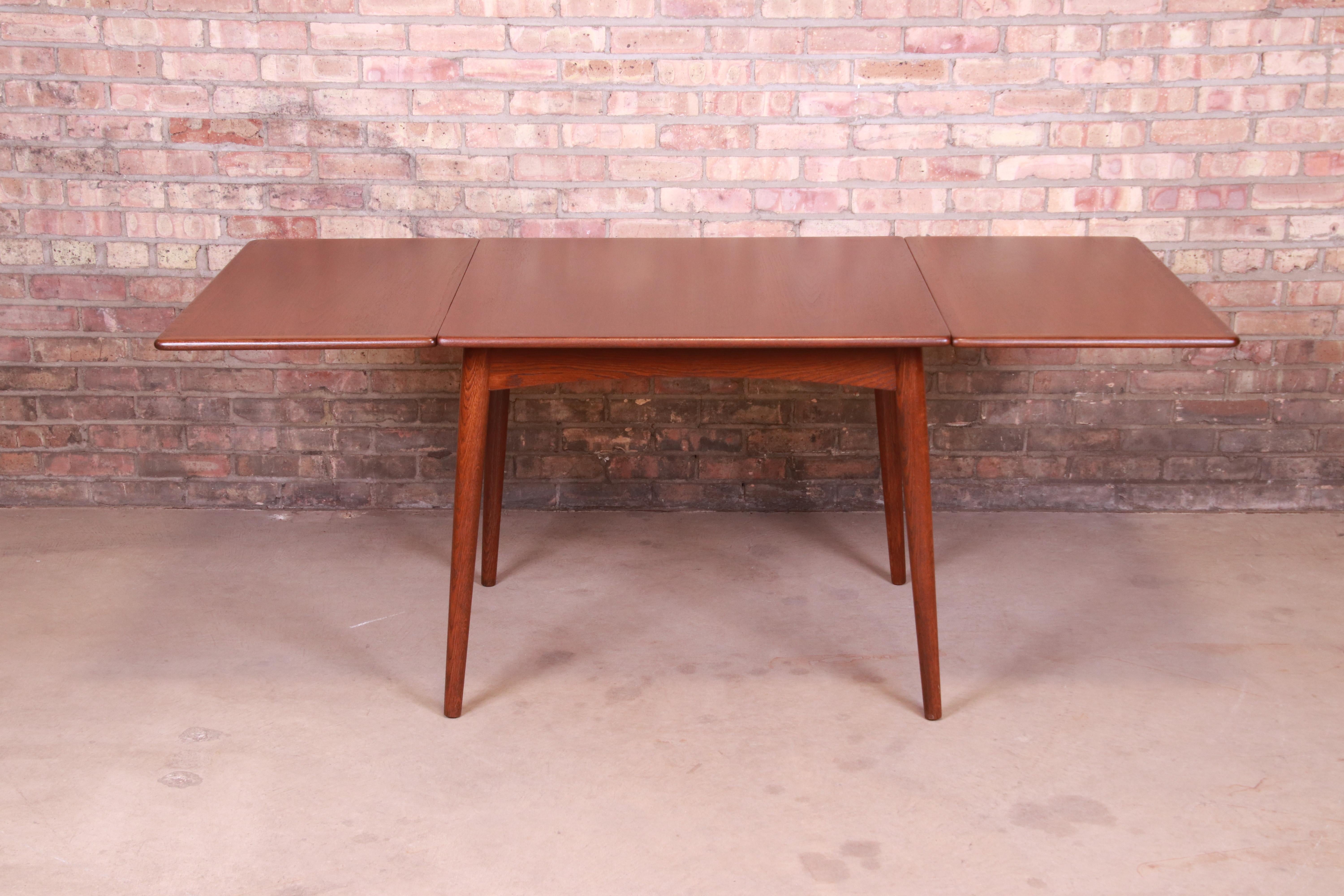 Hans J. Wegner Danish Modern Teak Drop-Leaf Dining Table, Newly Refinished In Good Condition For Sale In South Bend, IN