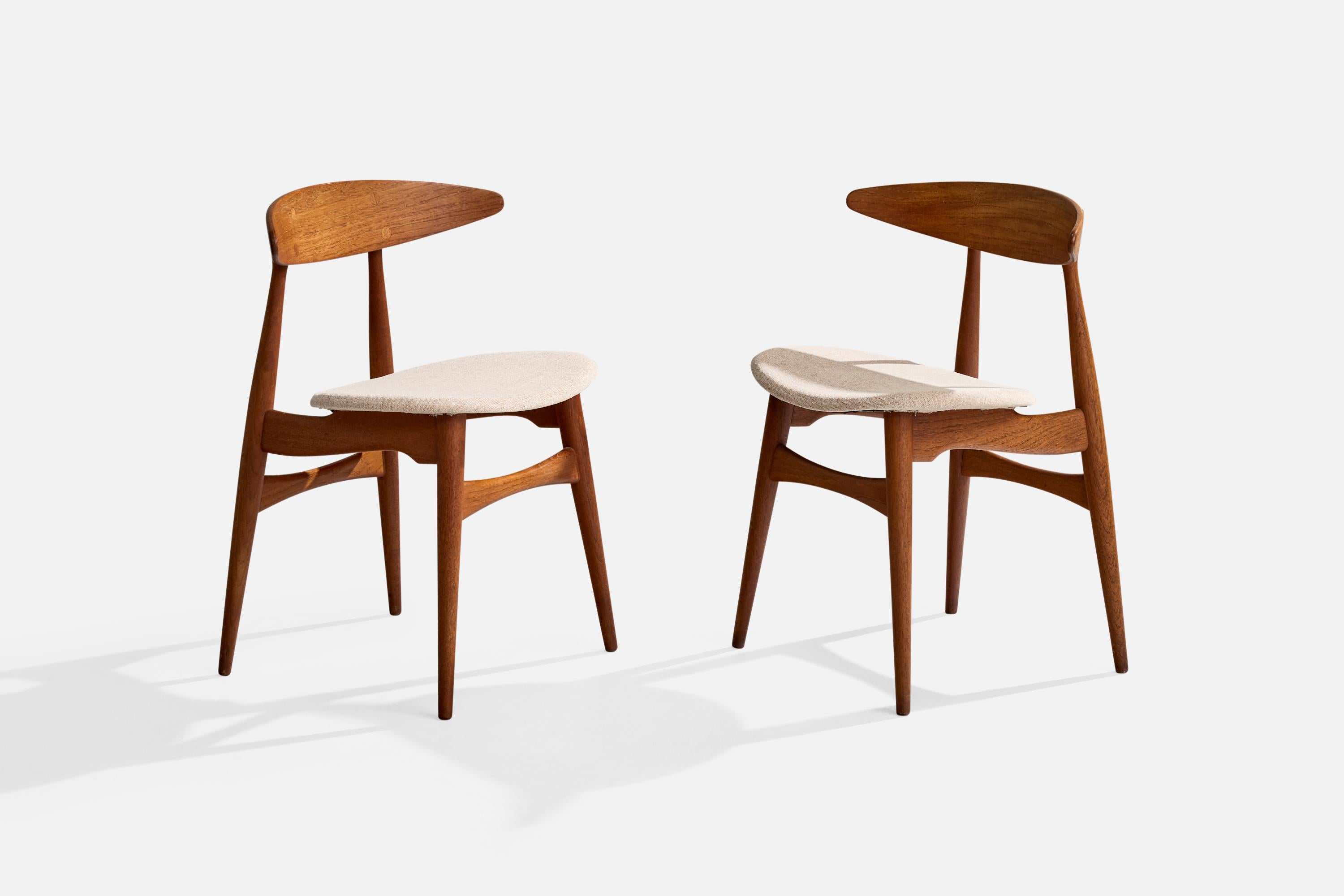 Hans J. Wegner, Esszimmerstühle, Eiche, Teak, Stoff, Dänemark, 1960er Jahre (Dänisch) im Angebot