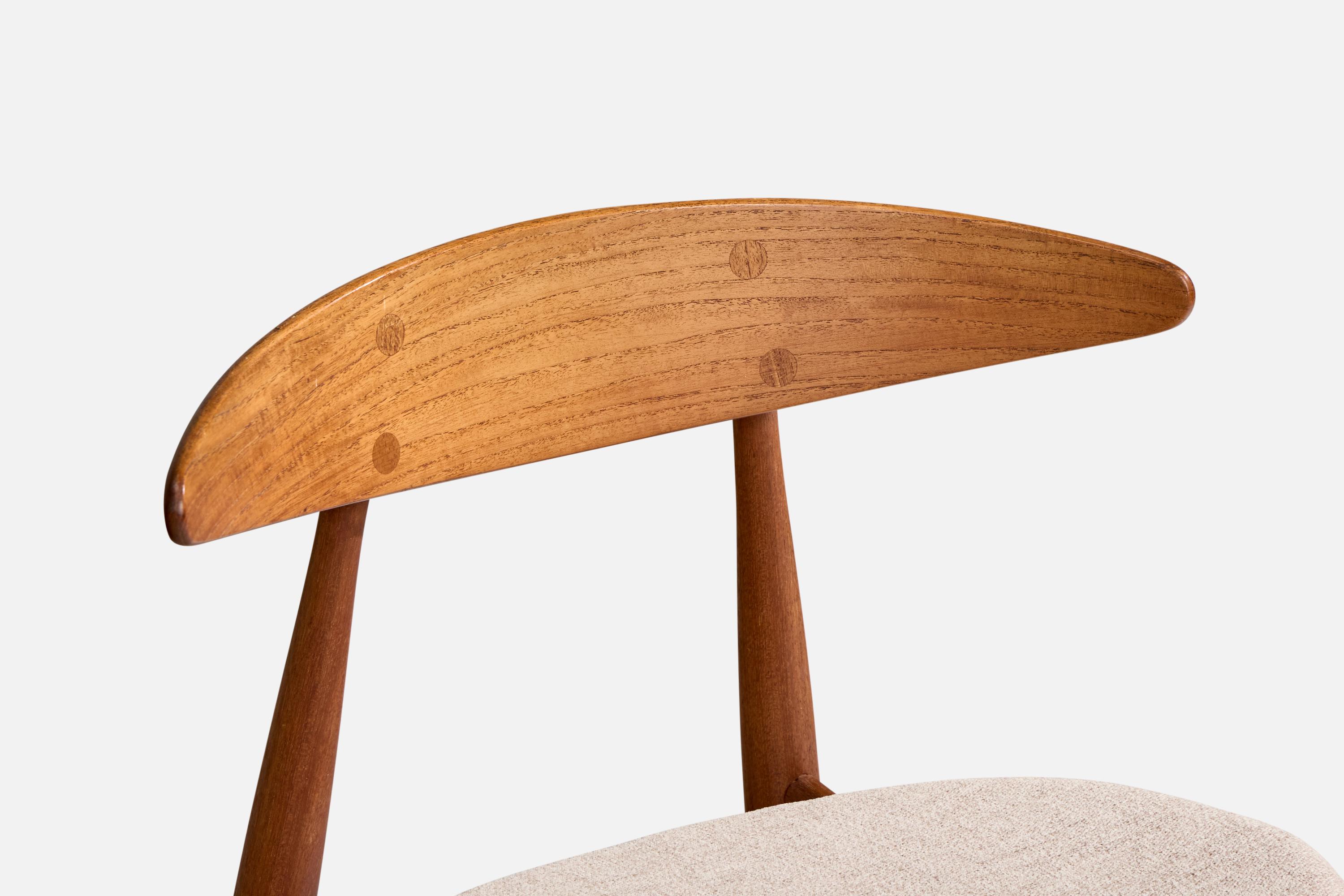 Hans J. Wegner, Esszimmerstühle, Eiche, Teak, Stoff, Dänemark, 1960er Jahre (Mitte des 20. Jahrhunderts) im Angebot
